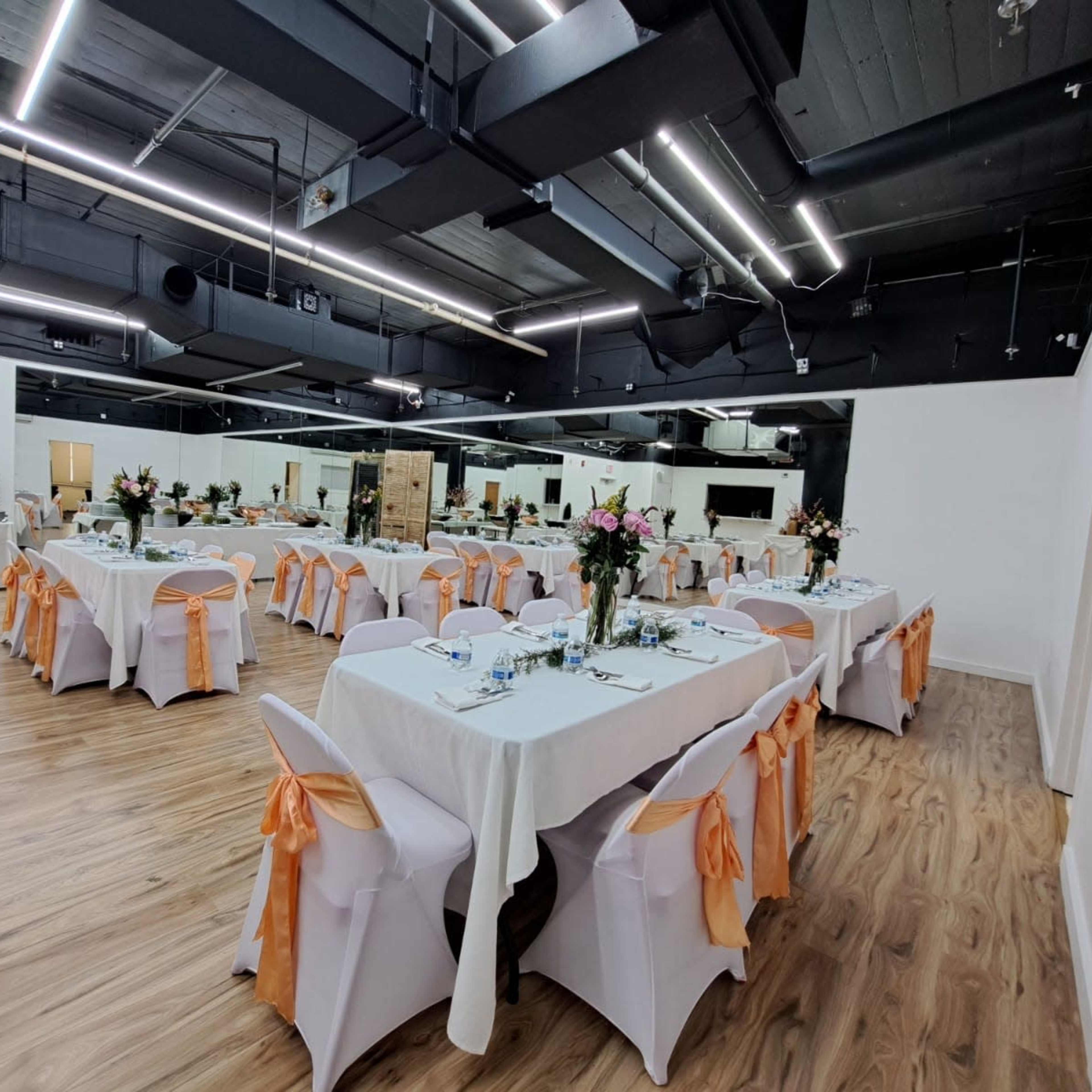 Salon para Eventos Sociales y Capacitacion Image in Norwalk, Norwalk, CT