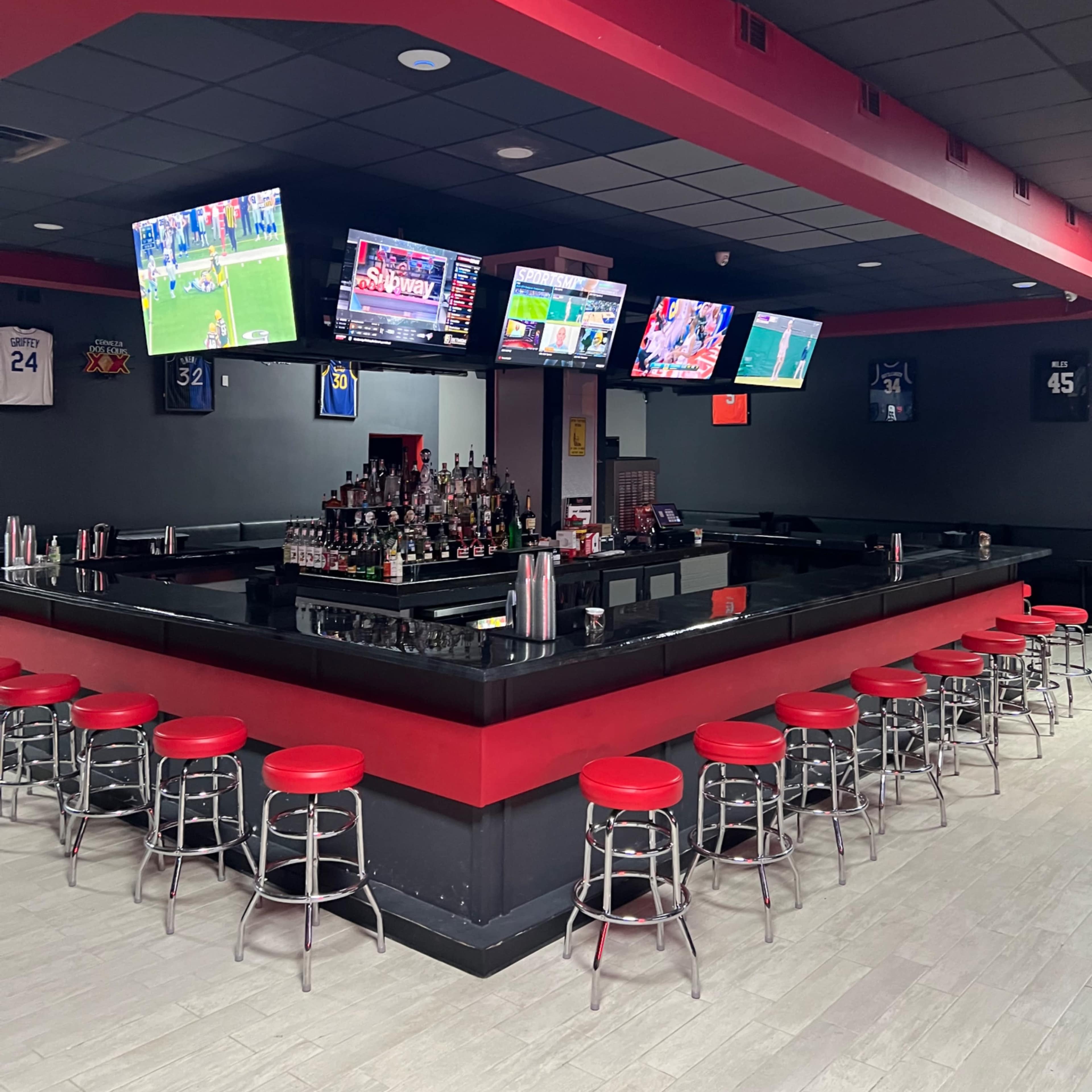 Modernized Sports Bar/Lounge Image in Eldridge / West Oaks, Houston, TX