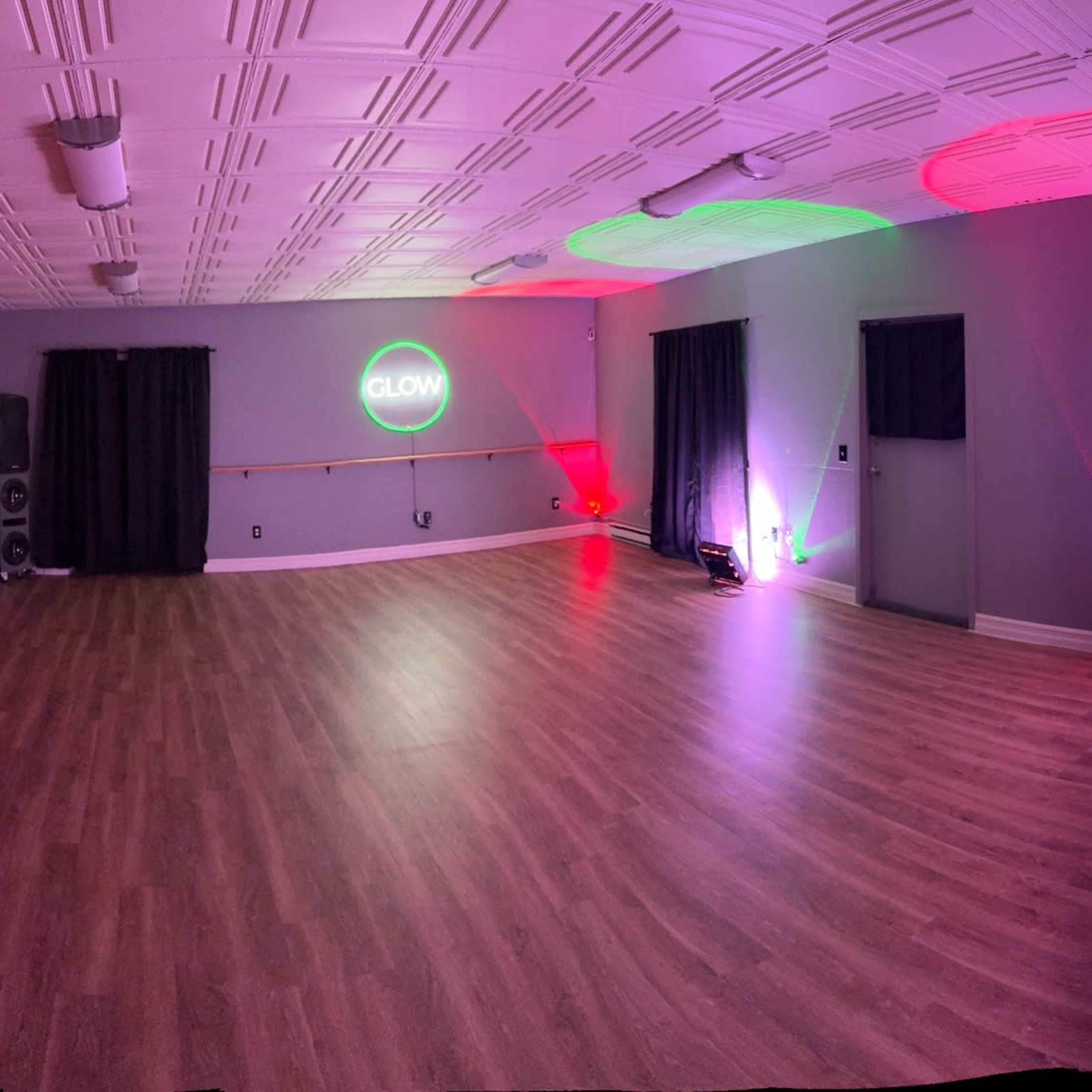 Beautiful dance studio space Image in Franklin Park, Toledo, OH