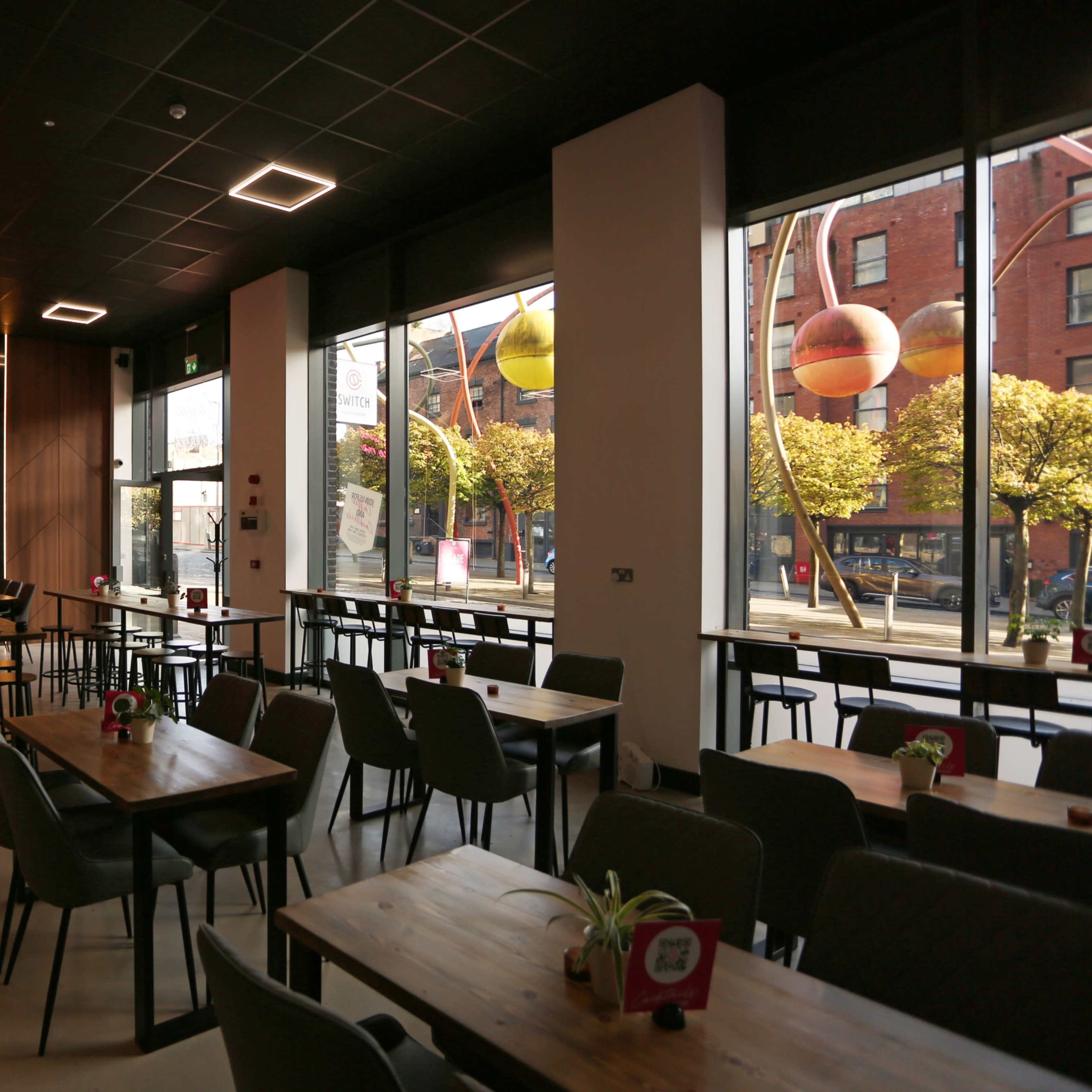 Full Bar/Coffee Shop Buyout Image in Liverpool, Liverpool, England