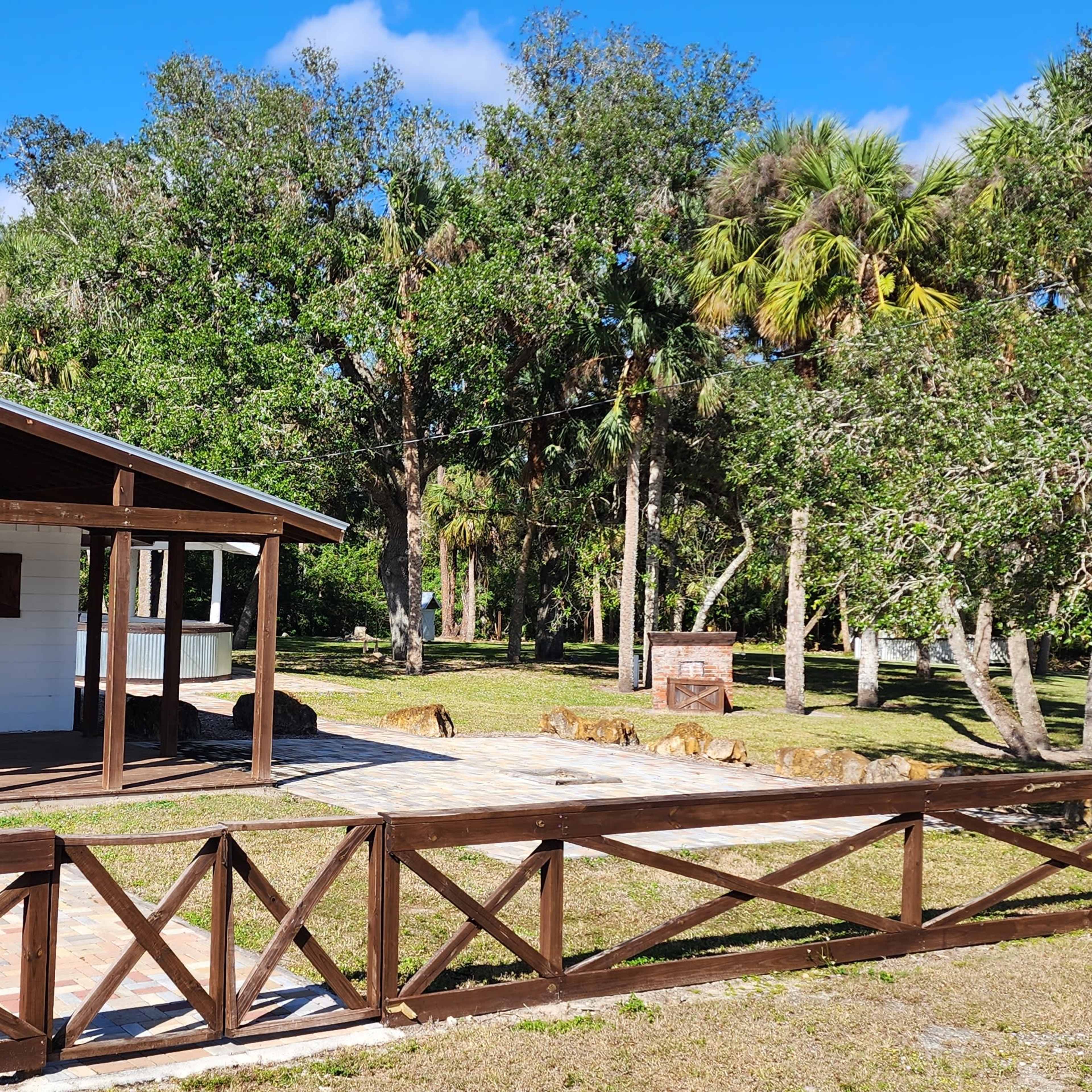 2 1/2 Acres Event Venue House Image in Alva, Alva, FL