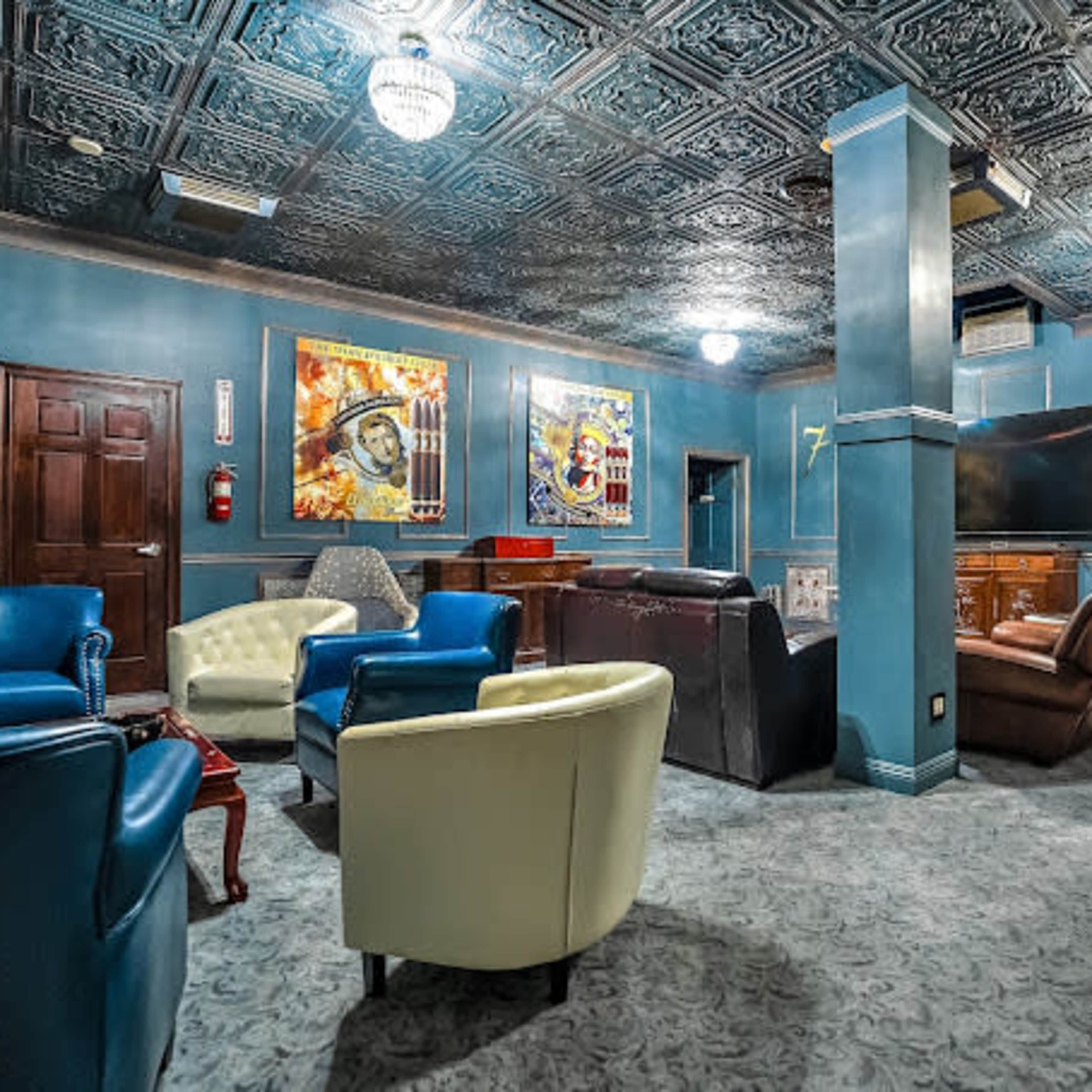 Hip Cigar Lounge Located in the heart of Hollywood Image in Los Feliz, Los Angeles, CA