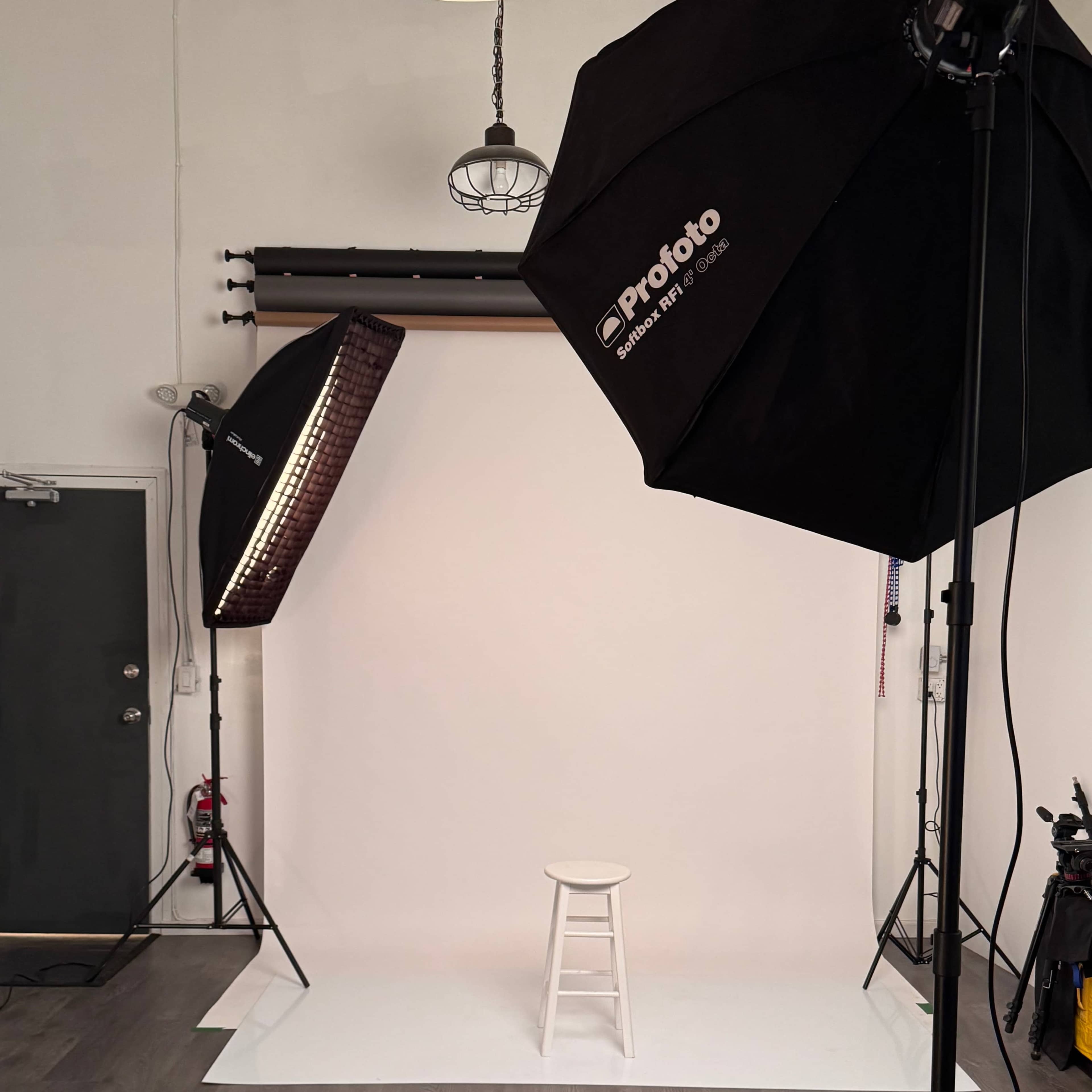 Lower Lonsdale Photography Studio on Rent Image in North Vancouver, North Vancouver, BC