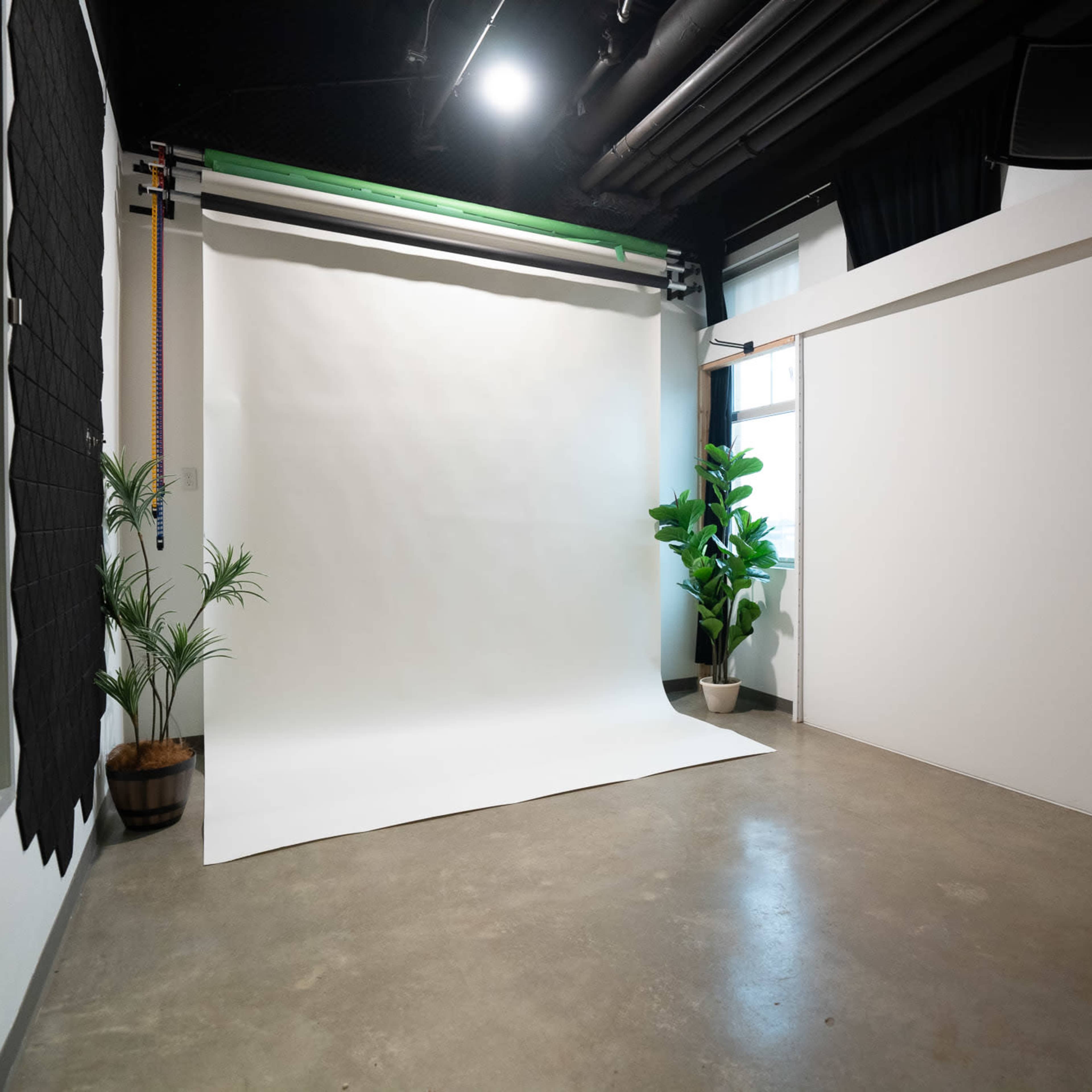 Cozy & Customizable Production Studio on Grapevine Main Street – Perfect for Creatives! Image in Grapevine, Grapevine, TX