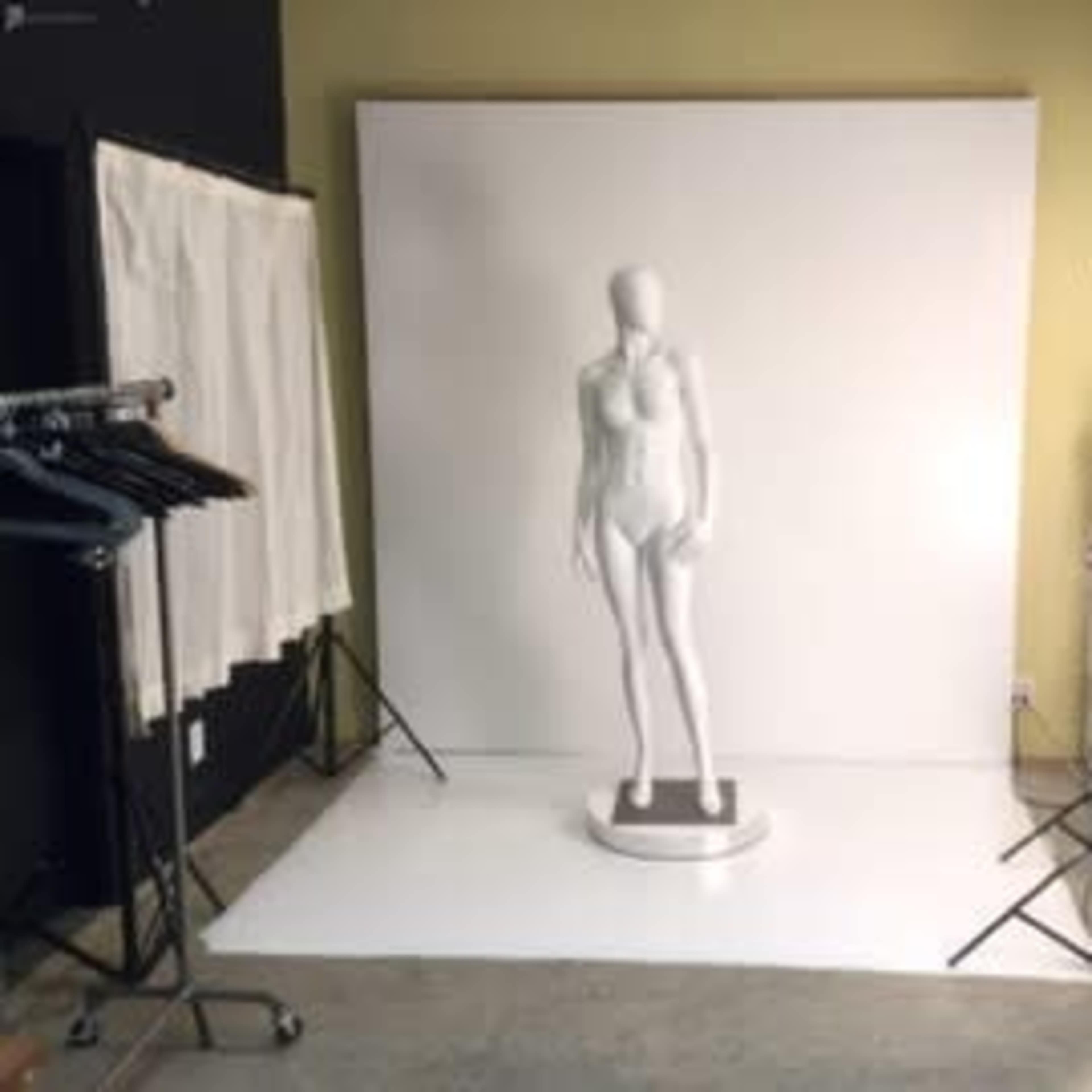 Mannequin Showroom & Crafting Warehouse Image in East Peralta, Oakland, CA