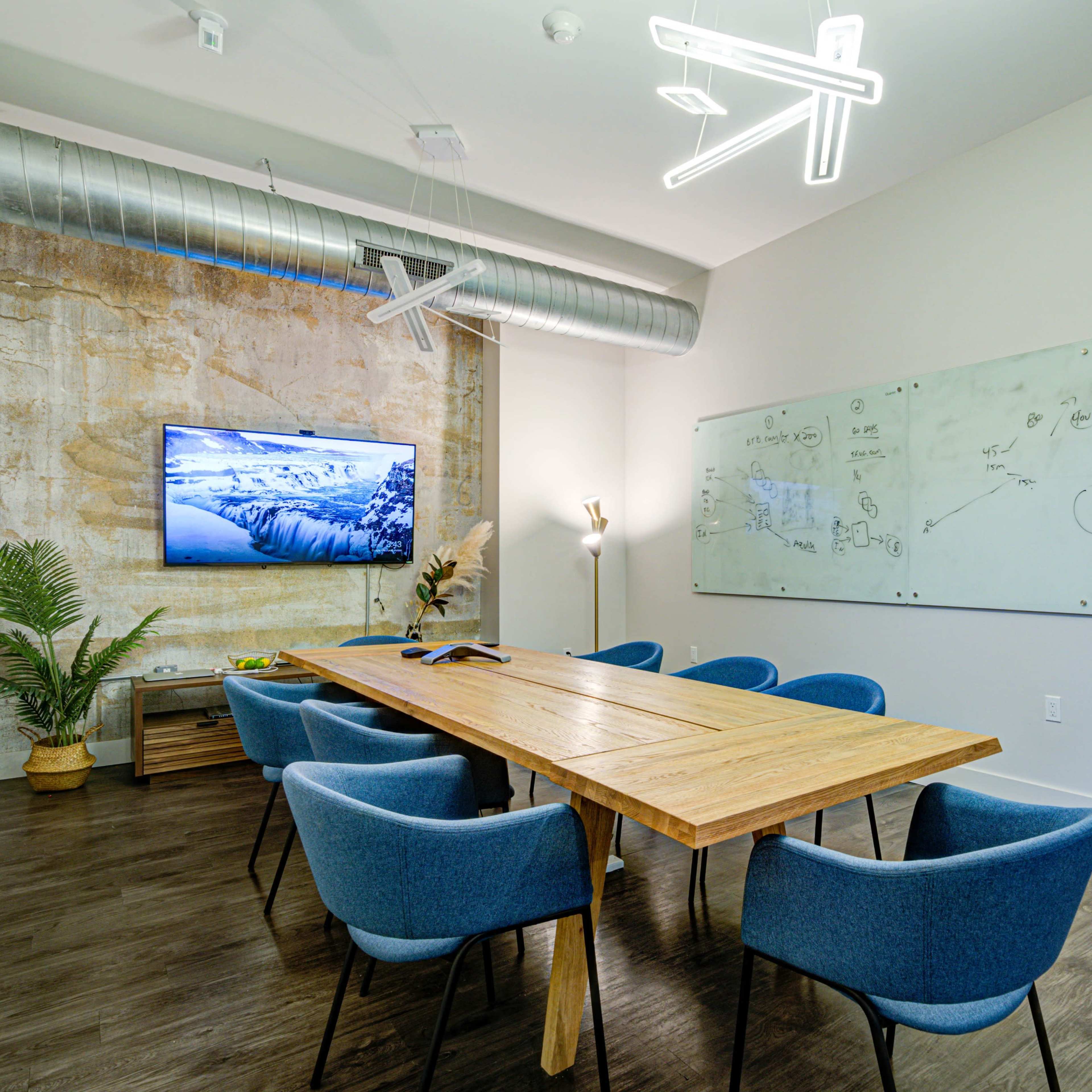 Premium meeting space for turn-key hybrid meetings and small team coworking Image in North Philadelphia, Philadelphia, PA