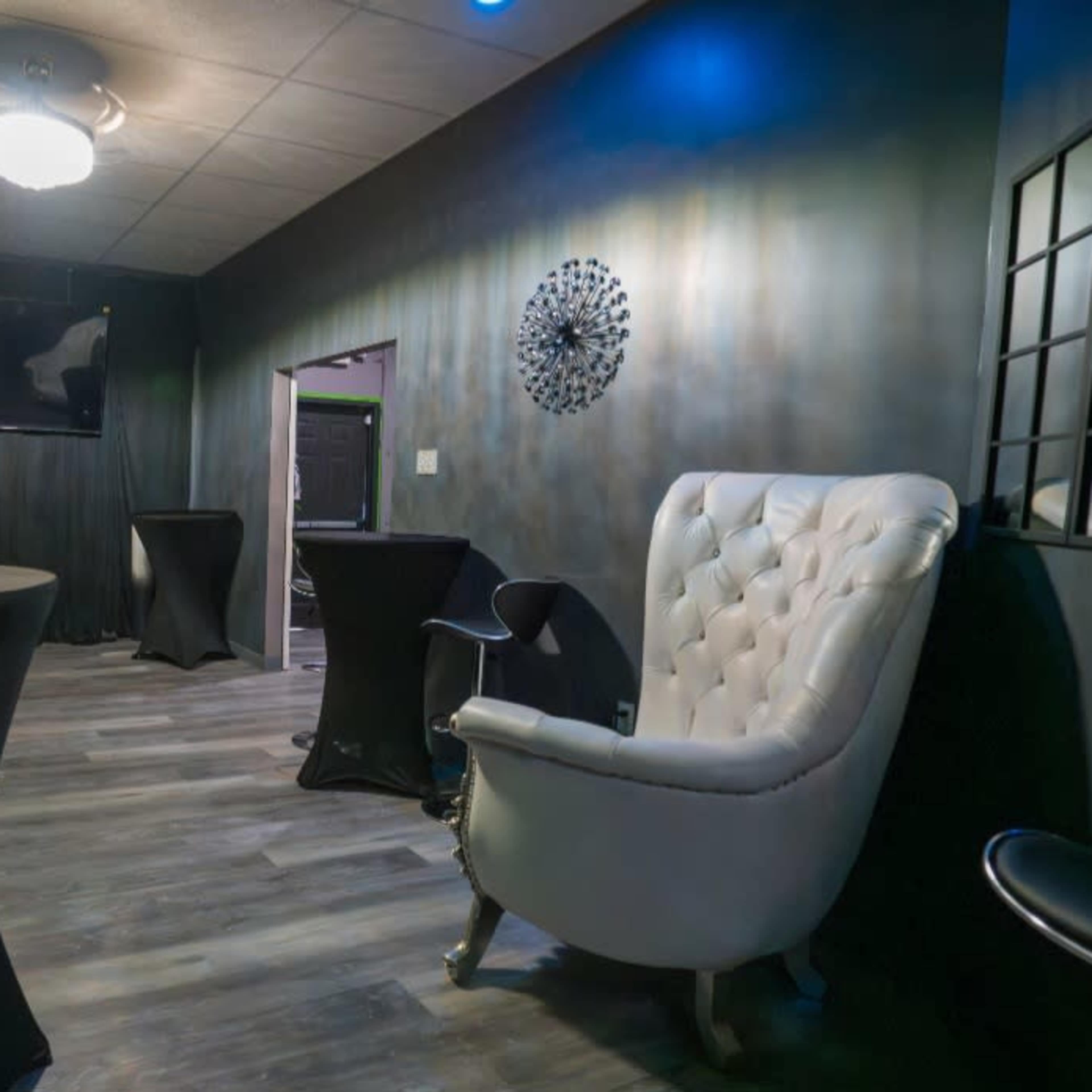 Social Entertainment Venue Spot Image in Marlow Heights, Marlow Heights, MD
