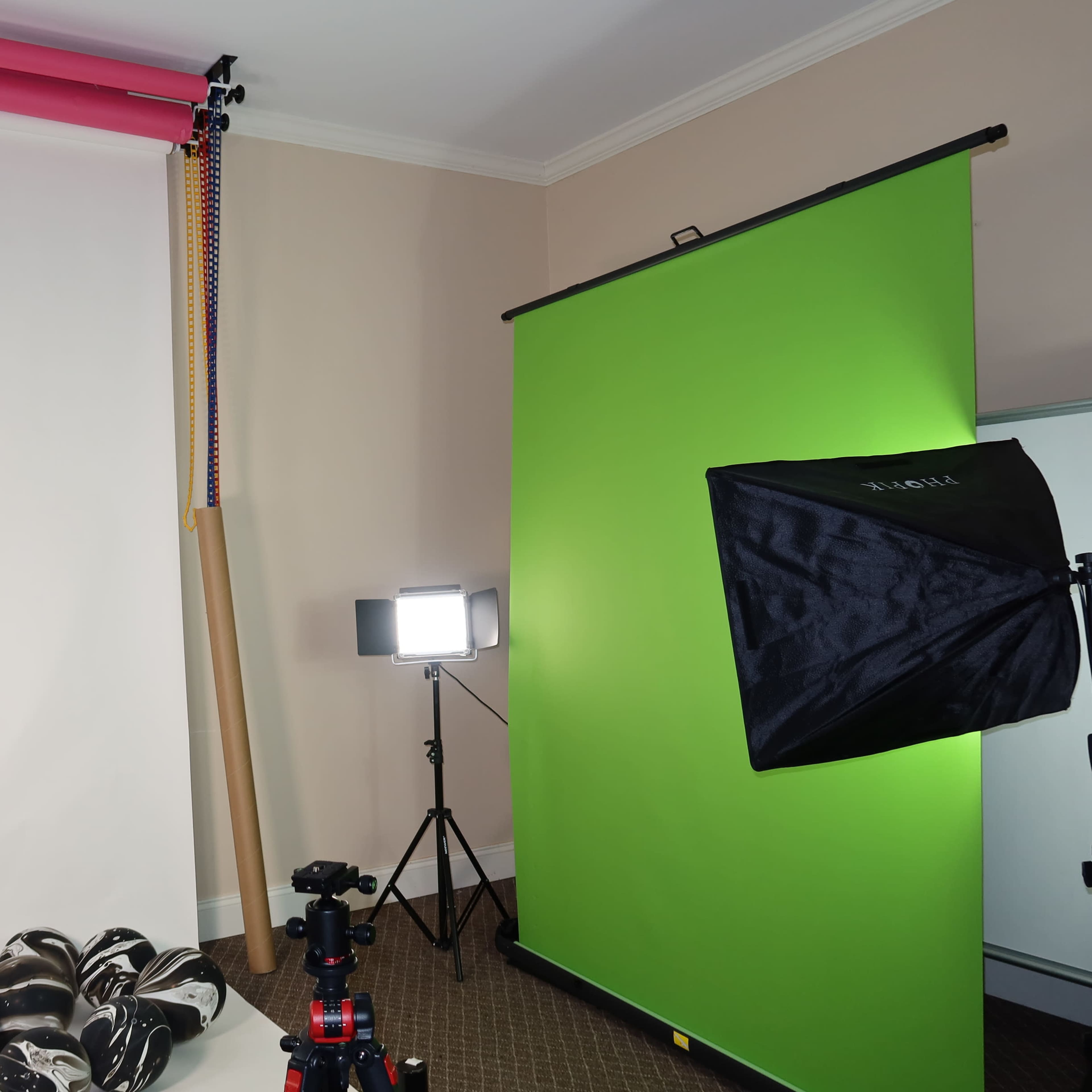 Photography Space Located Near Shopping Pavilion Image in Fayetteville, Fayetteville, GA