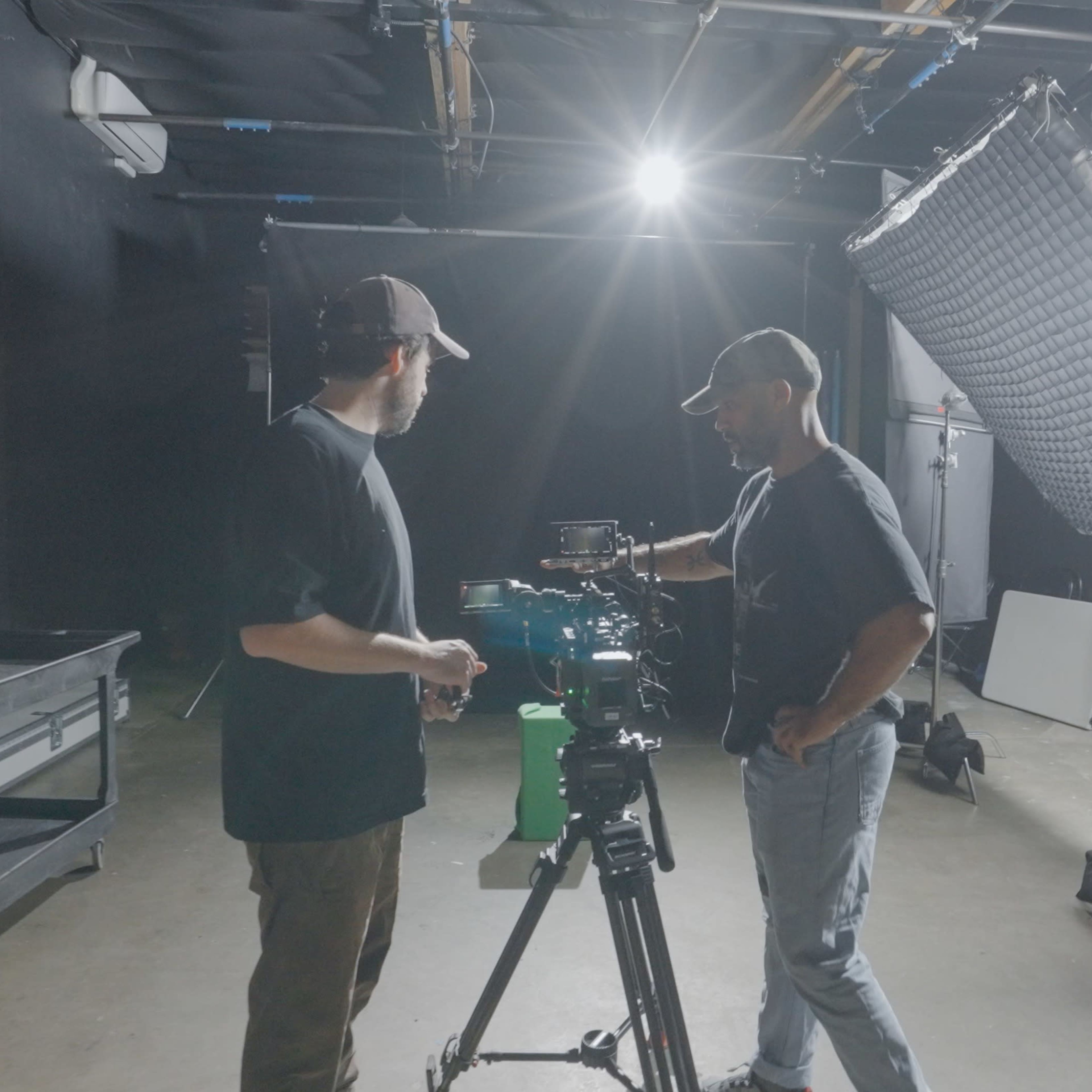Black Void Open Concept Space • Green Screen • flats • lighting gear & more Image in Pacoima, Los Angeles, CA