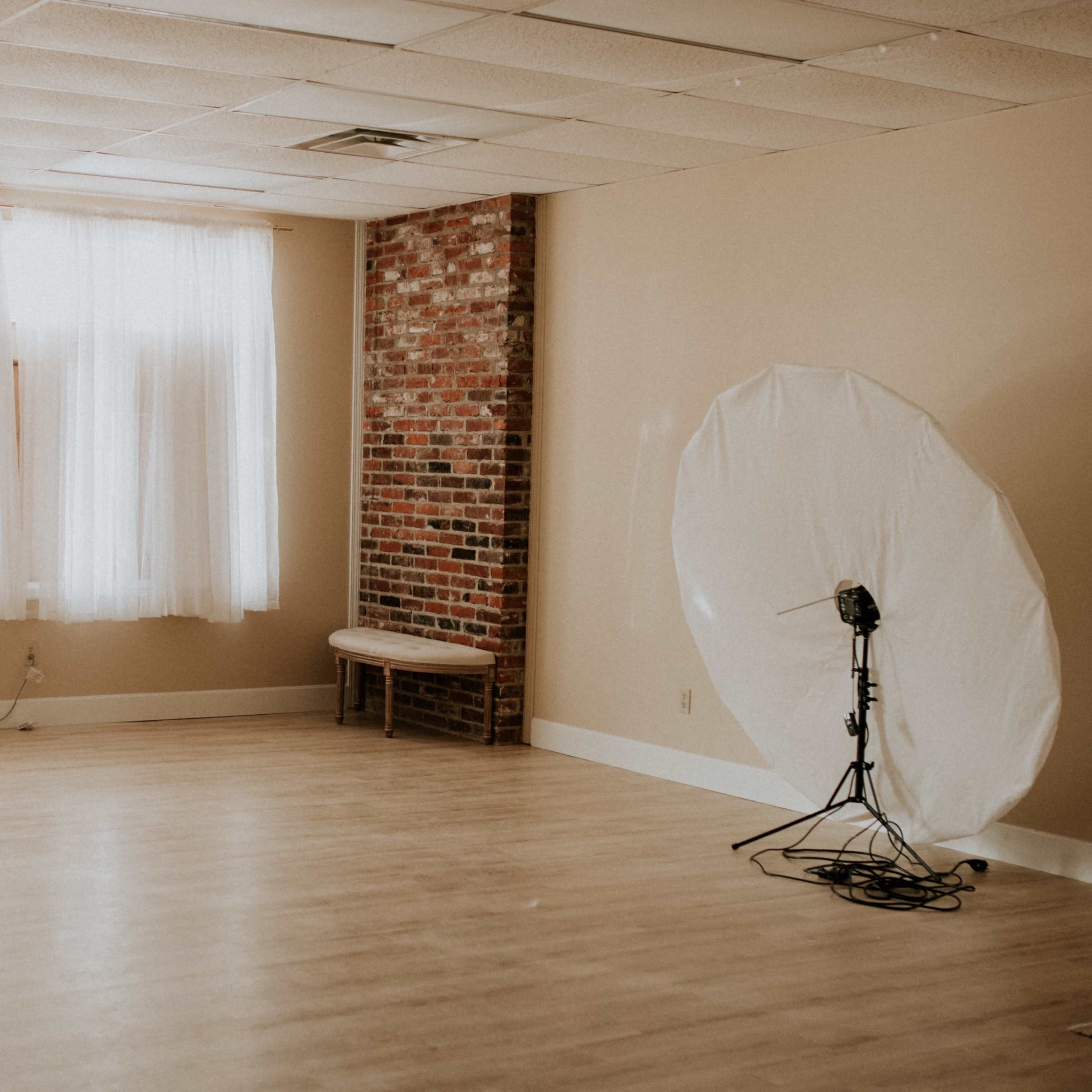 Luxe Lens Studio Image in Little Rock, Little Rock, AR