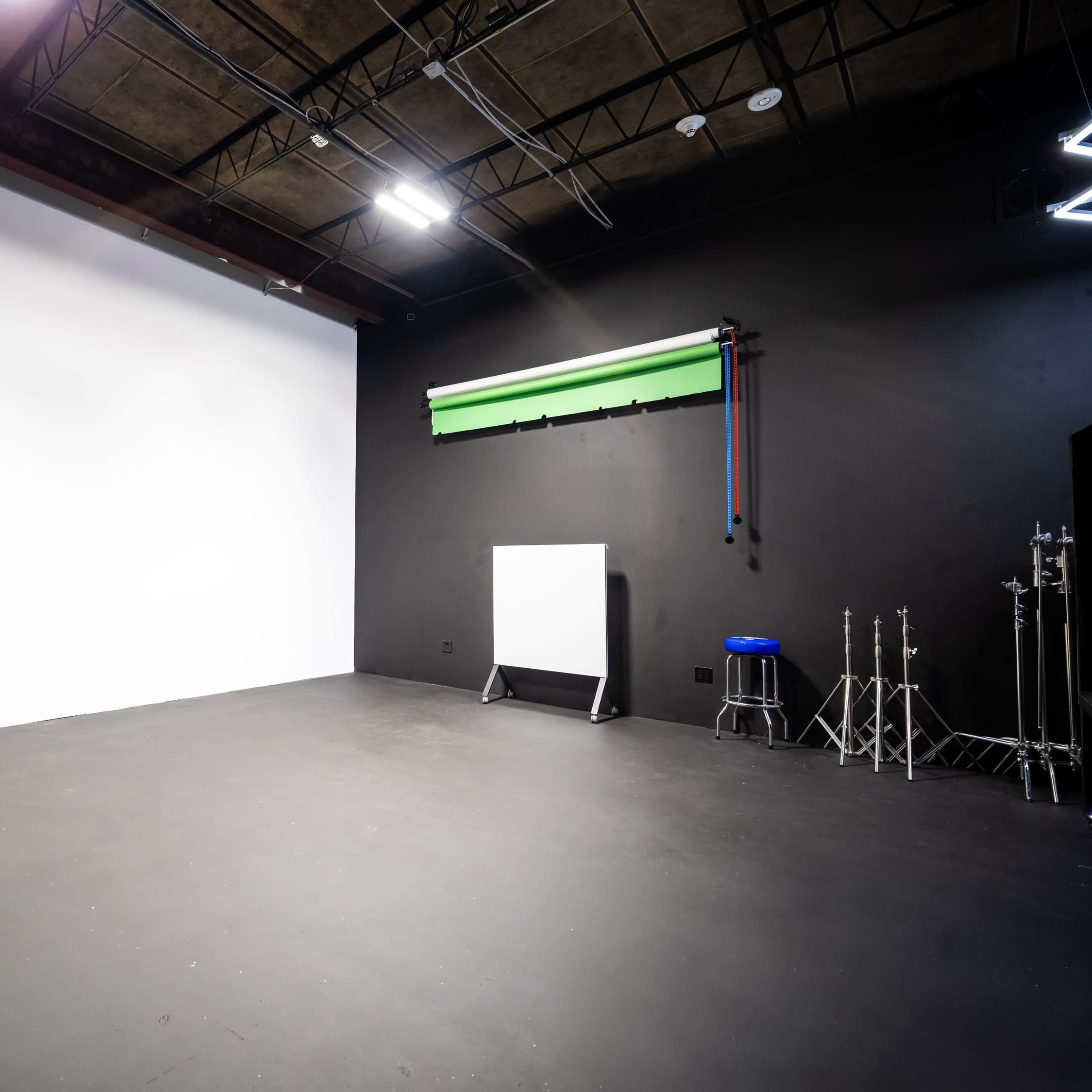 Photo/Video Studio with Video Wall and Backdrops Image in Chamblee, Chamblee, GA