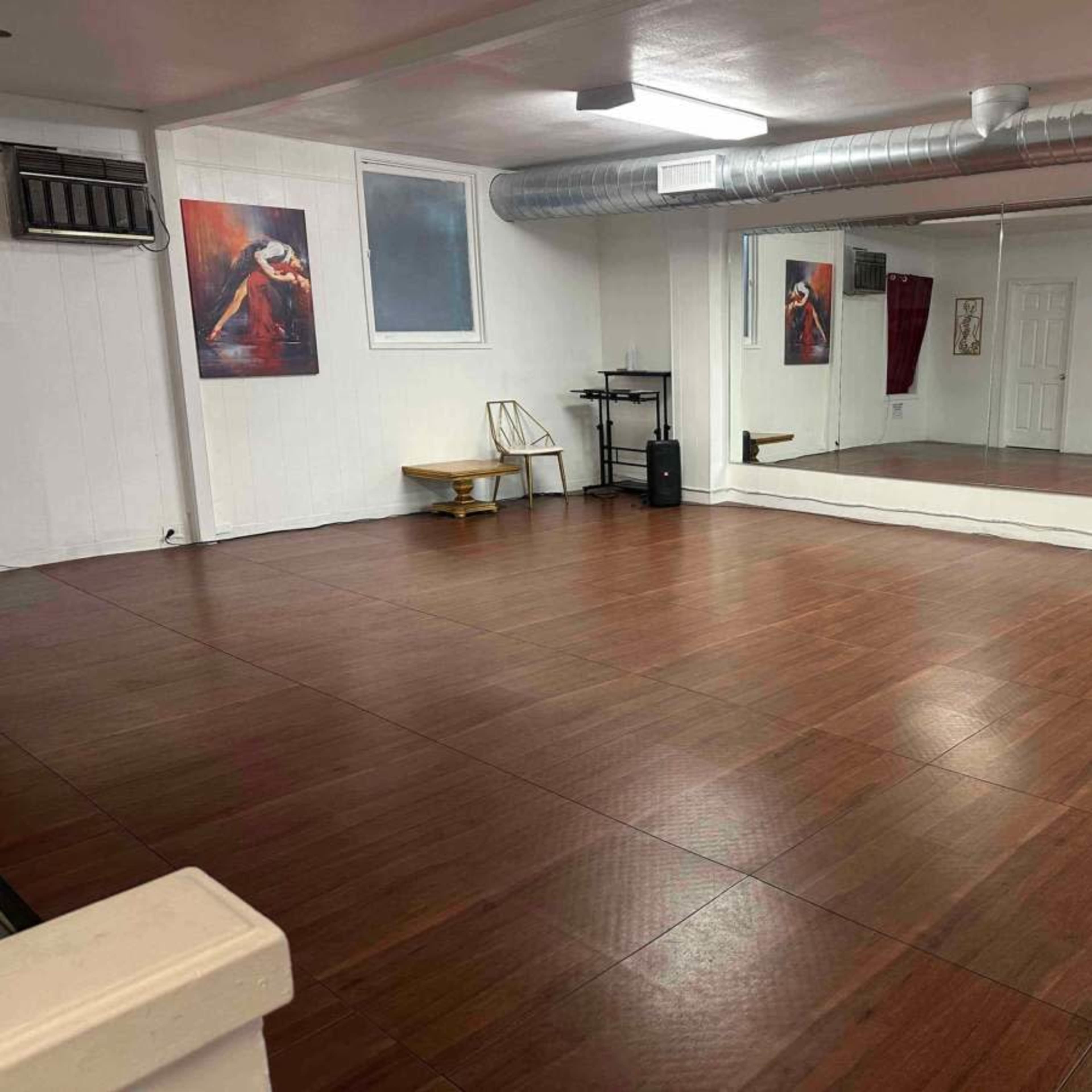 Downtown Intimate Dance Studio Image in SoMa, San Francisco, CA