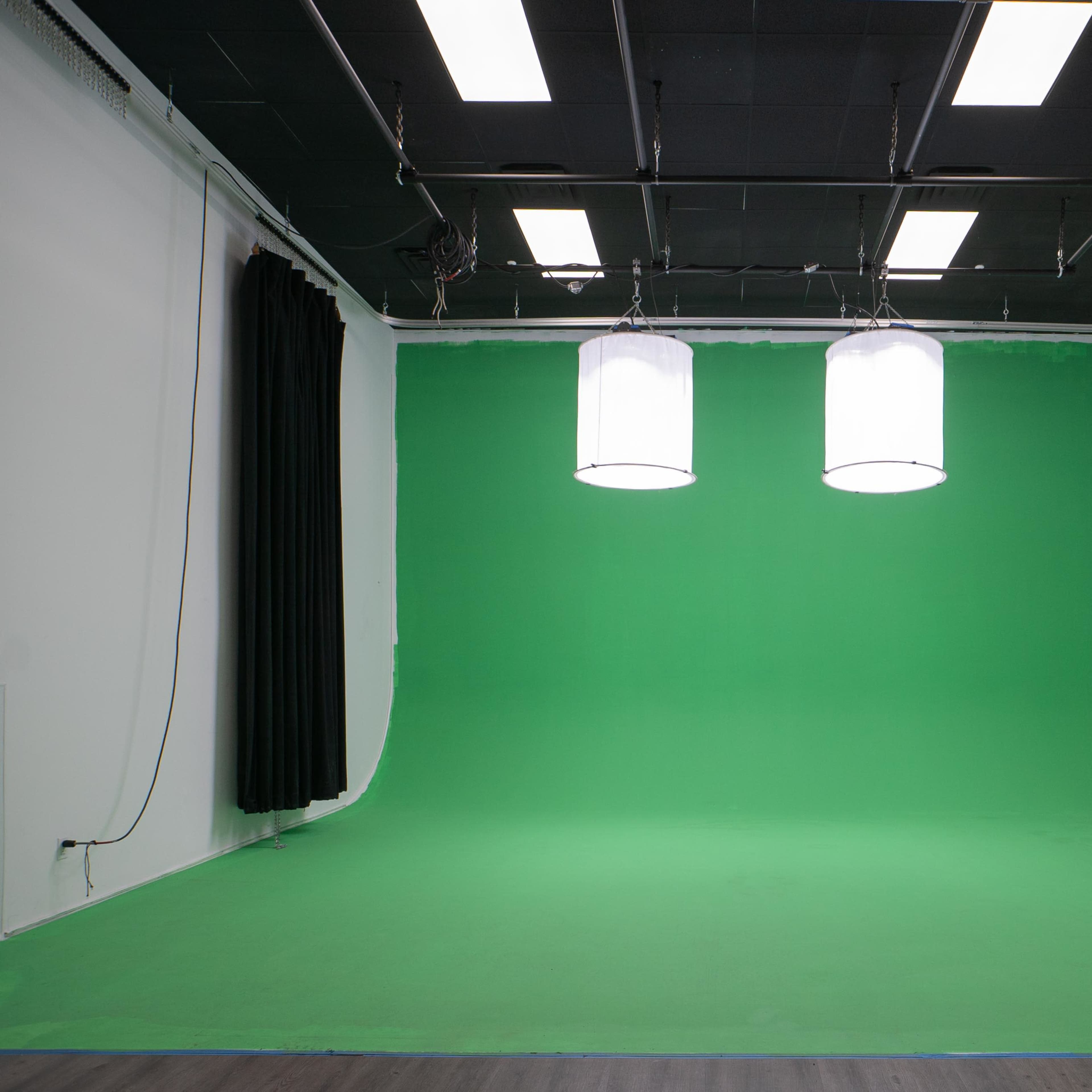 Green Screen Studio Space at Louisville Studio Image in Jeffersontown, Jeffersontown, KY