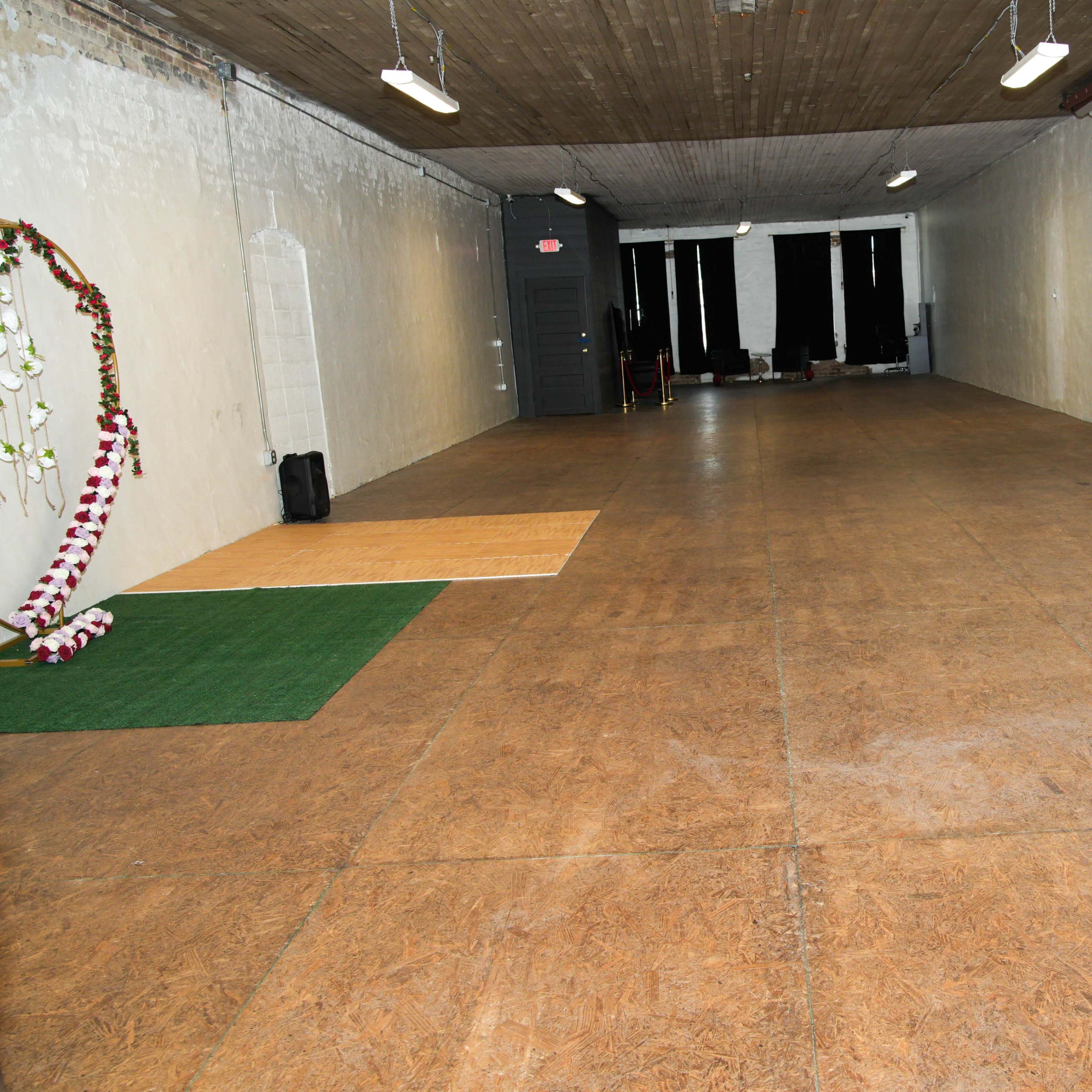 Downtown Roomy Studio Image in Selma, Selma, NC