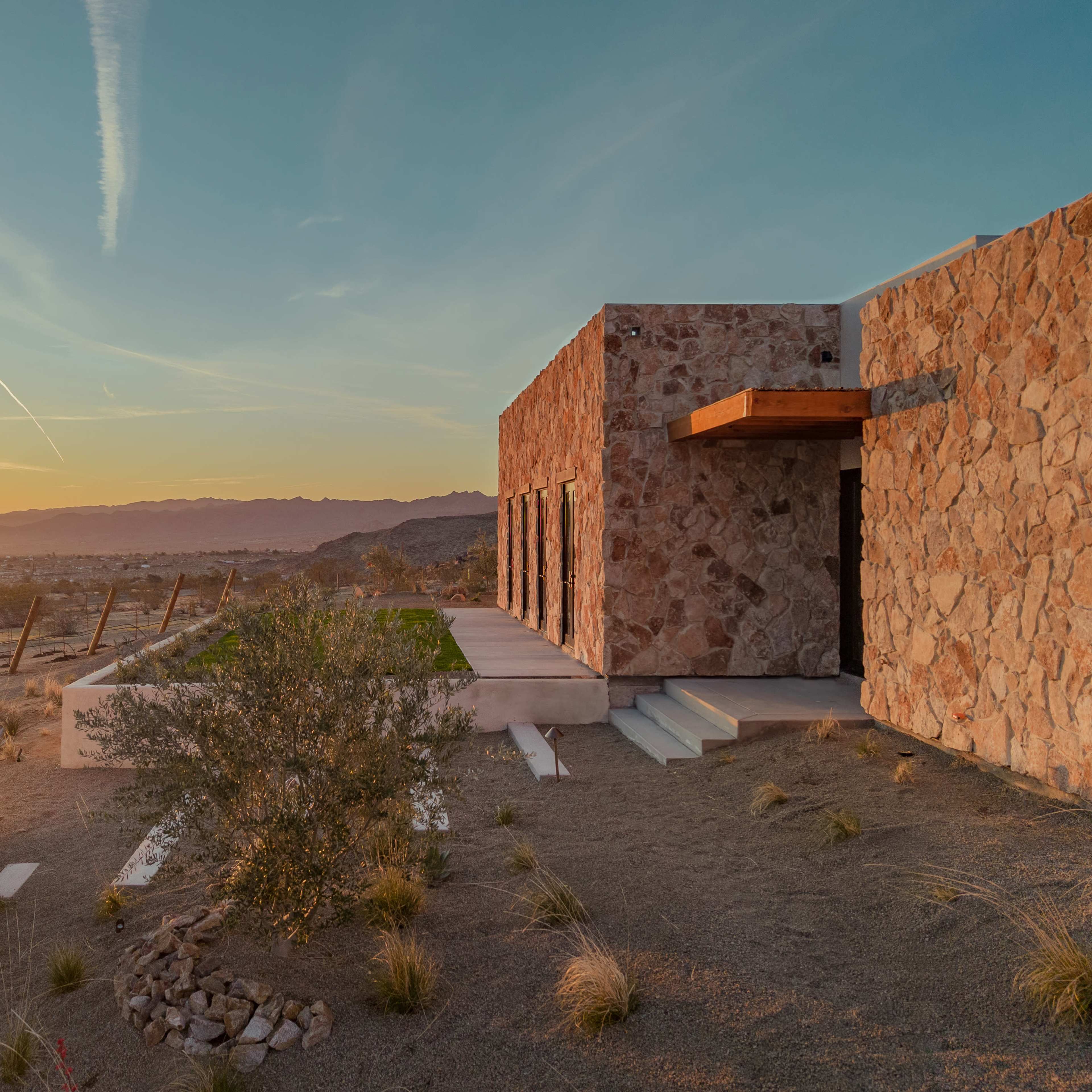 Villa Paros | Modern Desert Villa with Pool, Spa, Roof Deck + 360° Views Image in Joshua Tree, Joshua Tree, CA