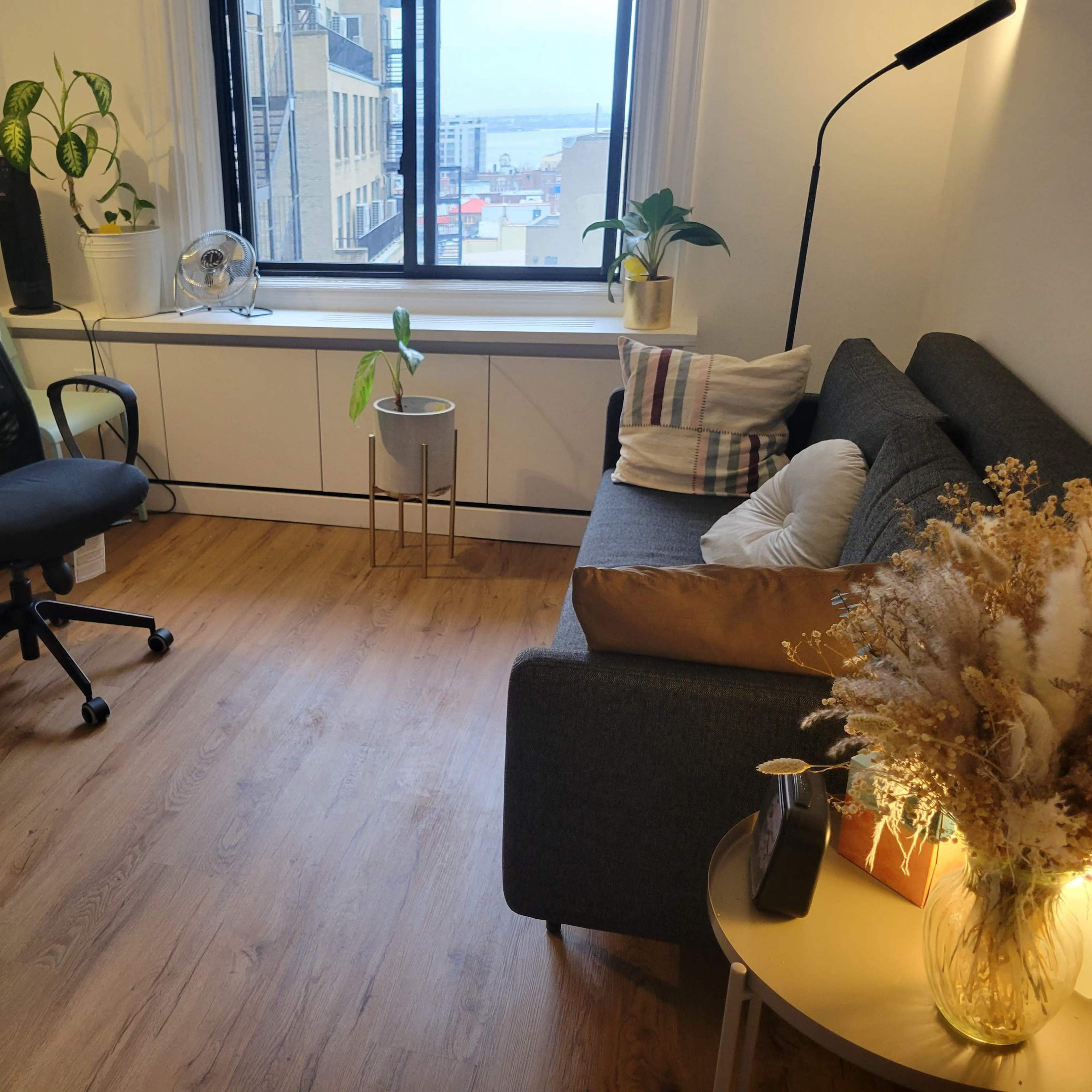 Sunny, warm therapy space in Downtown Brooklyn (Room 1) Image in Brooklyn Heights, Brooklyn, NY