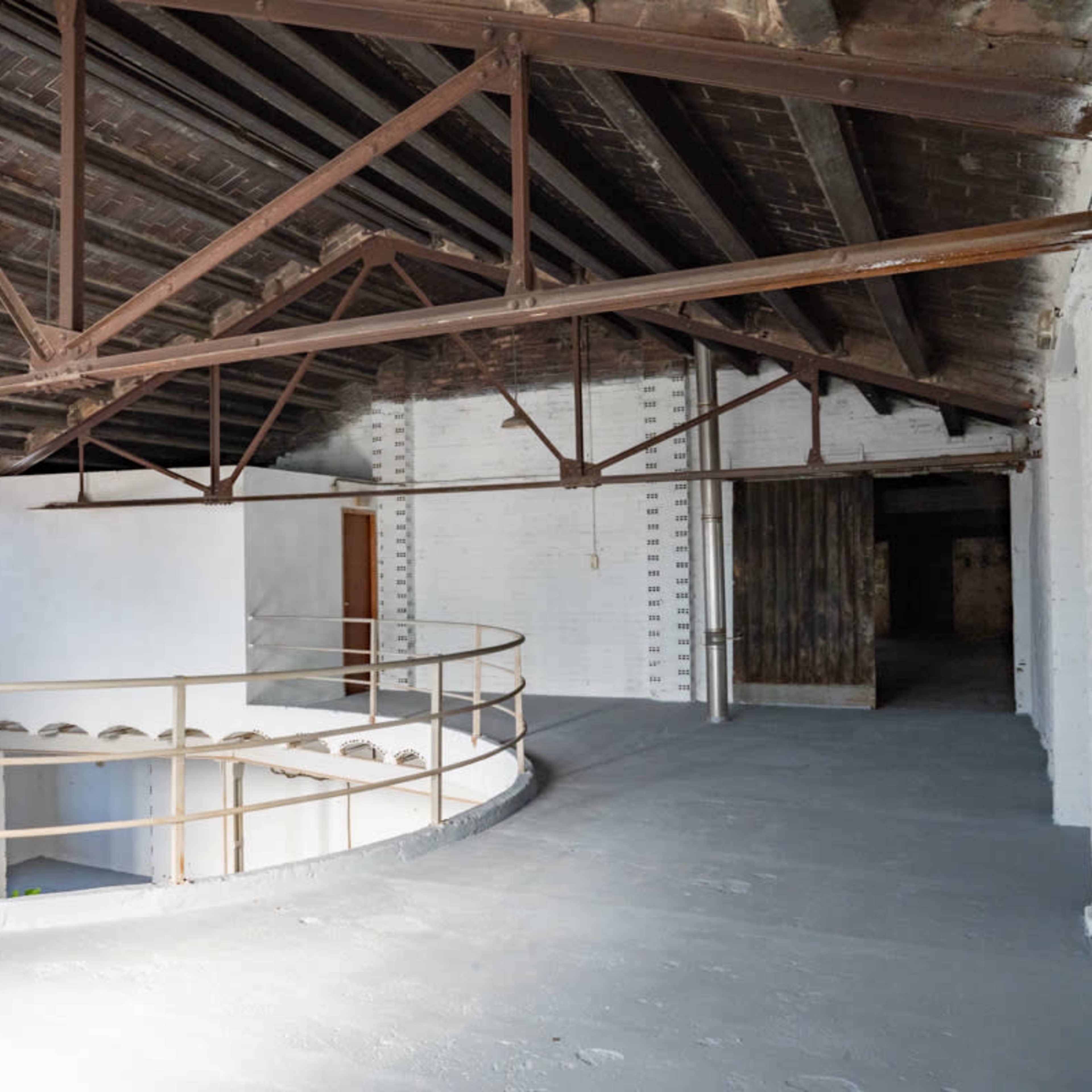 Espacio Industrial único en el corazón del Empordà Imagen en La Bisbal d'Empordà, La Bisbal d'Empordà, CT