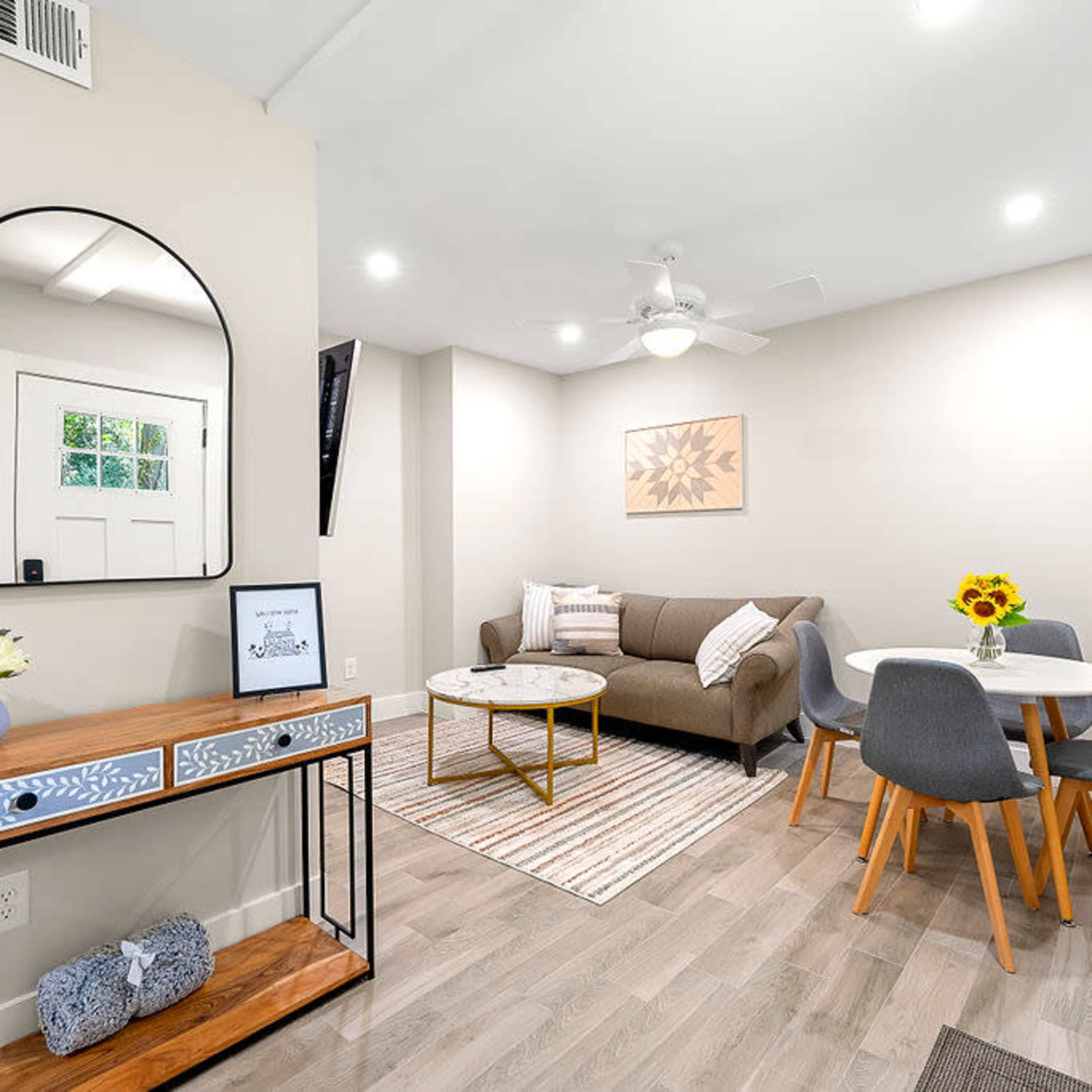 Chic and Cozy Hideway Image in Hunter Hills, Atlanta, GA