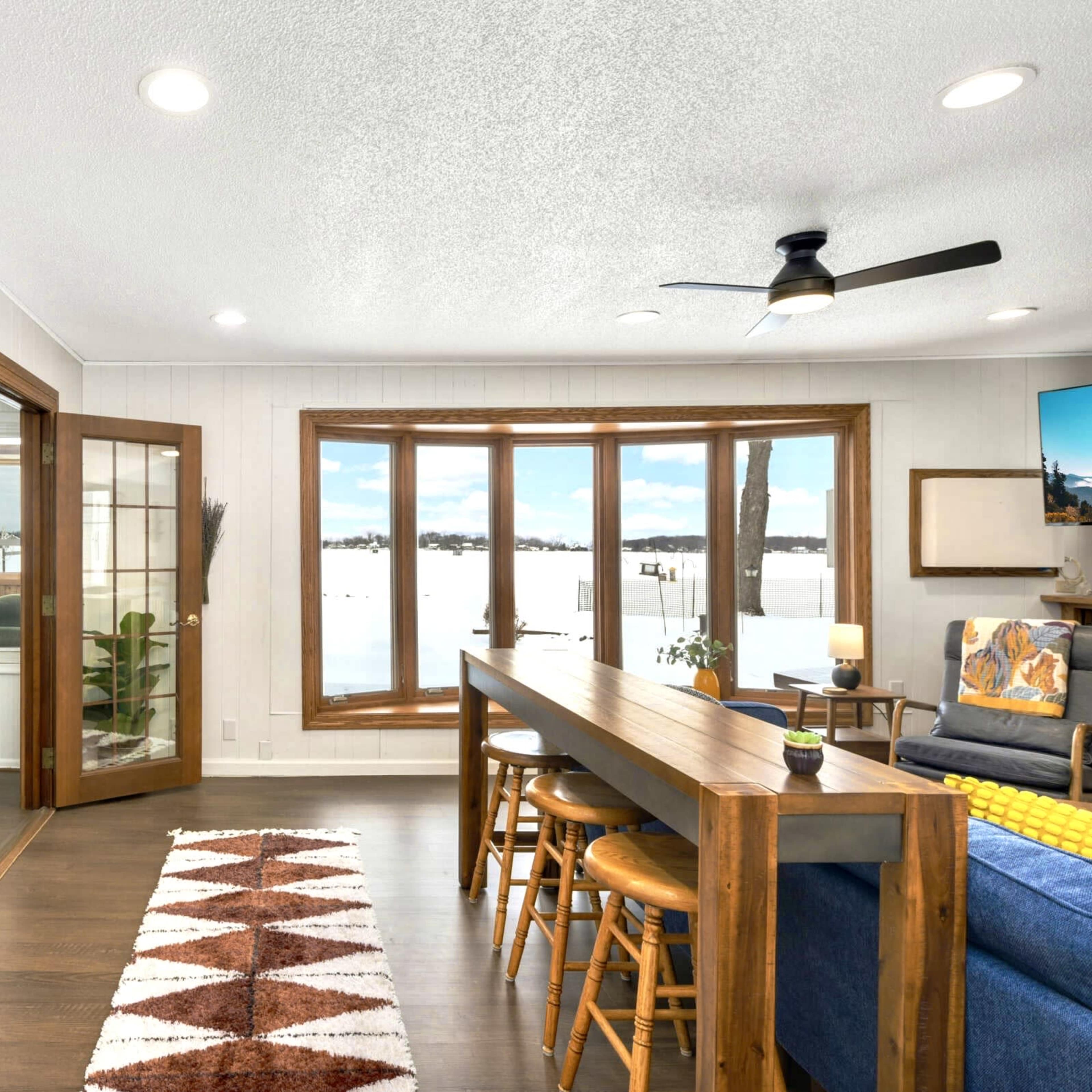 ForestLeafLakeHouse Image in Forest Lake, Forest Lake, MN