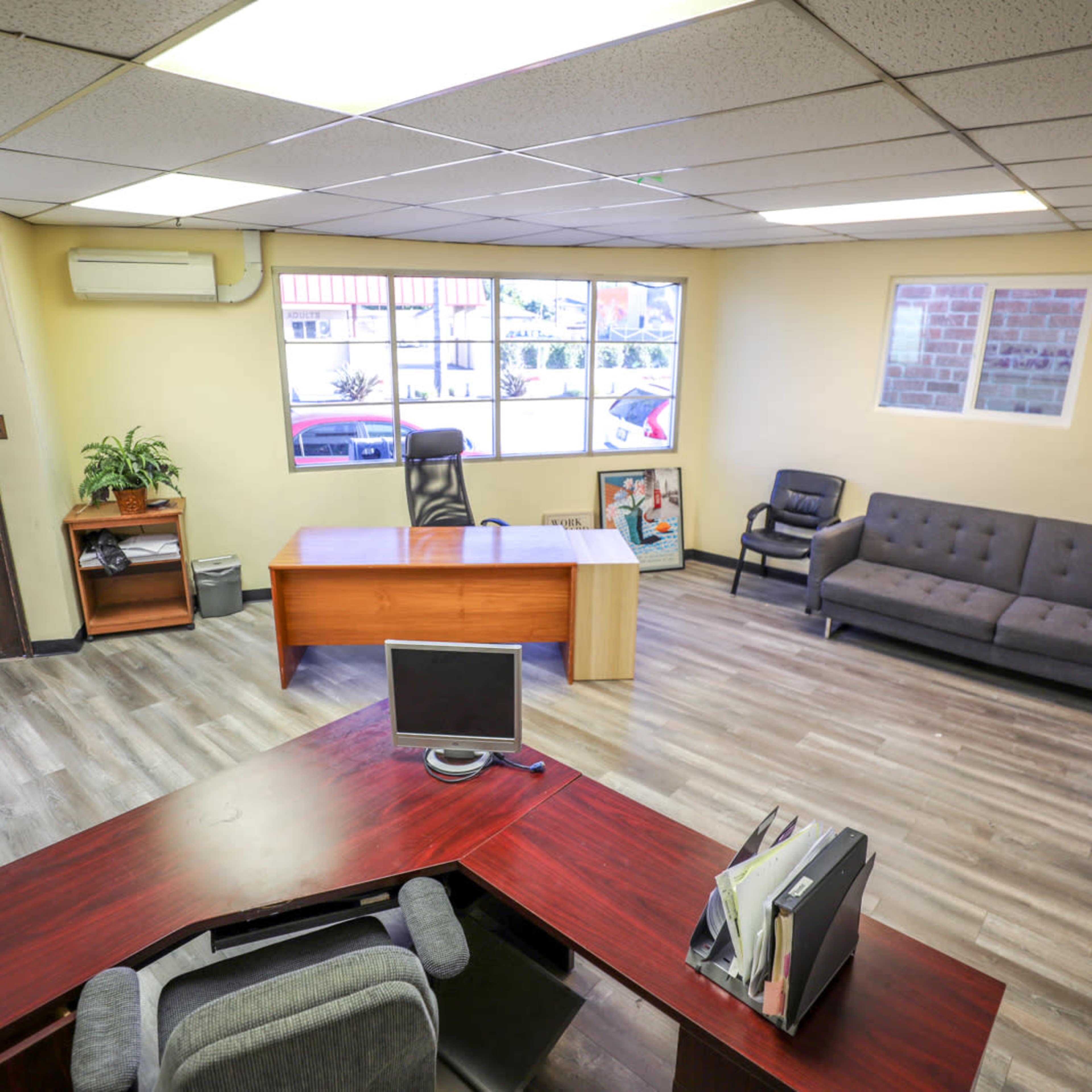 Culver City Affordable Office (entire space) Image in Culver - West, Marina del Rey, CA