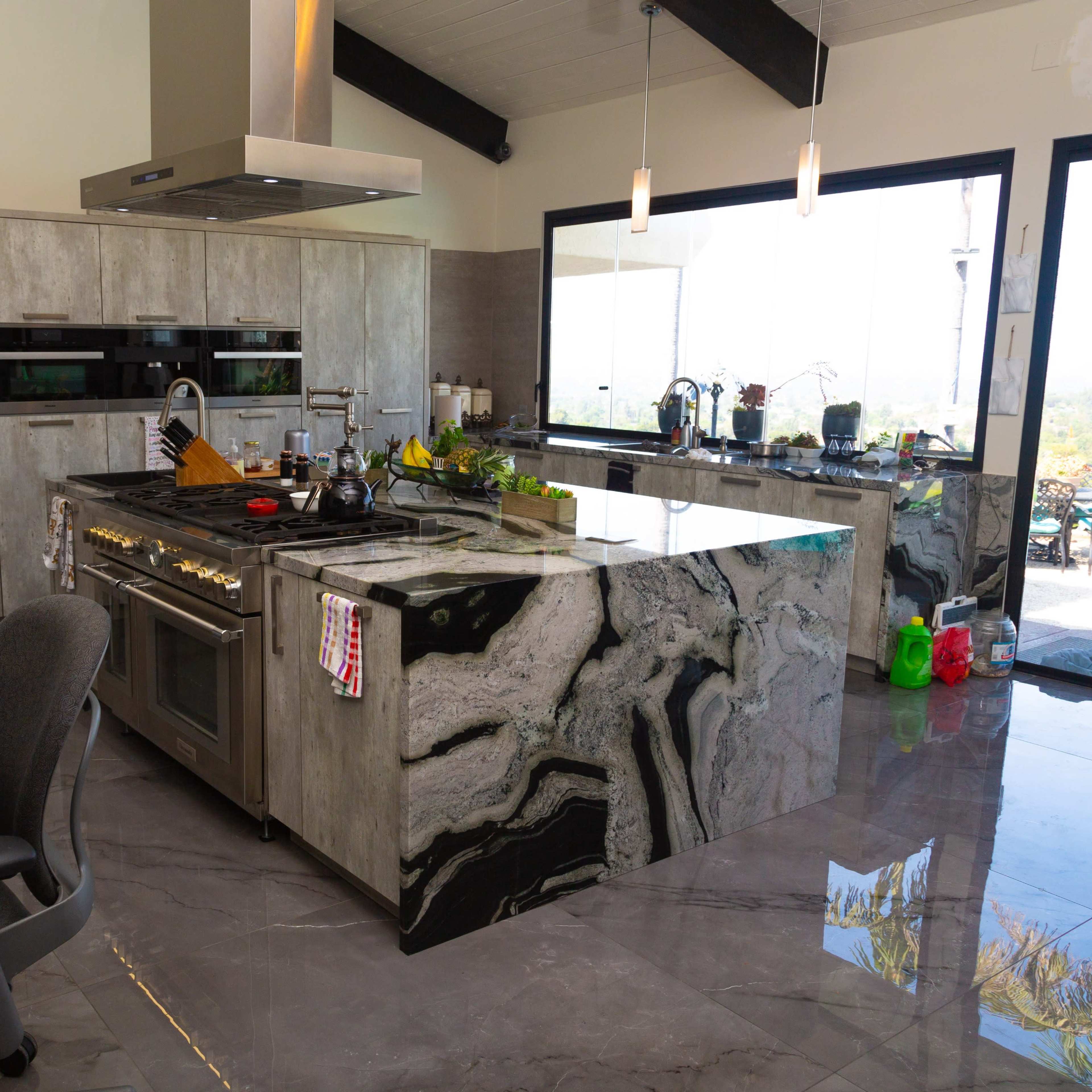 Amazing 180 Degree View Flat backyard in the hills of Orange County Image in North Tustin, North Tustin, CA