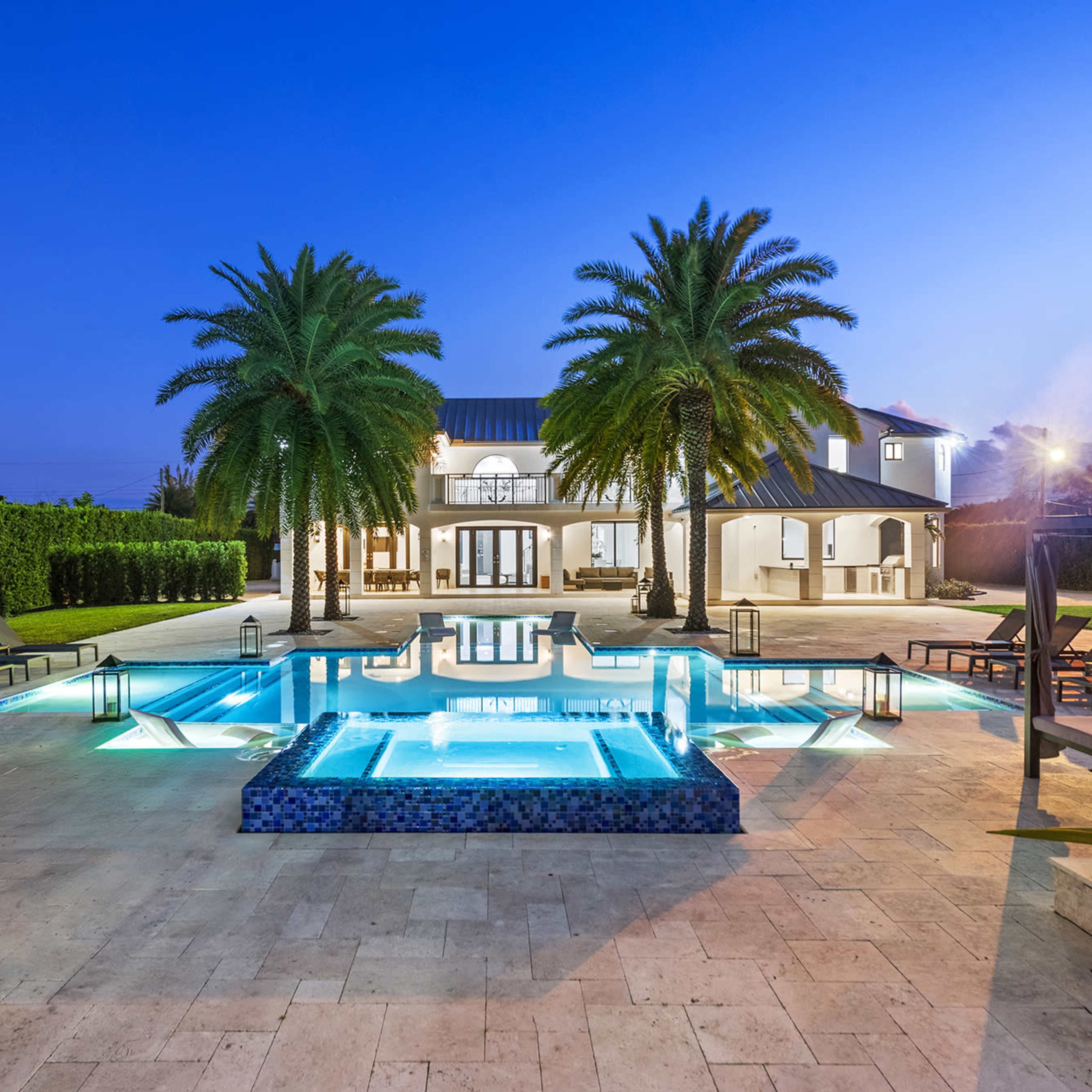 Southern Florida Luxury Image in Sunset, Miami, FL