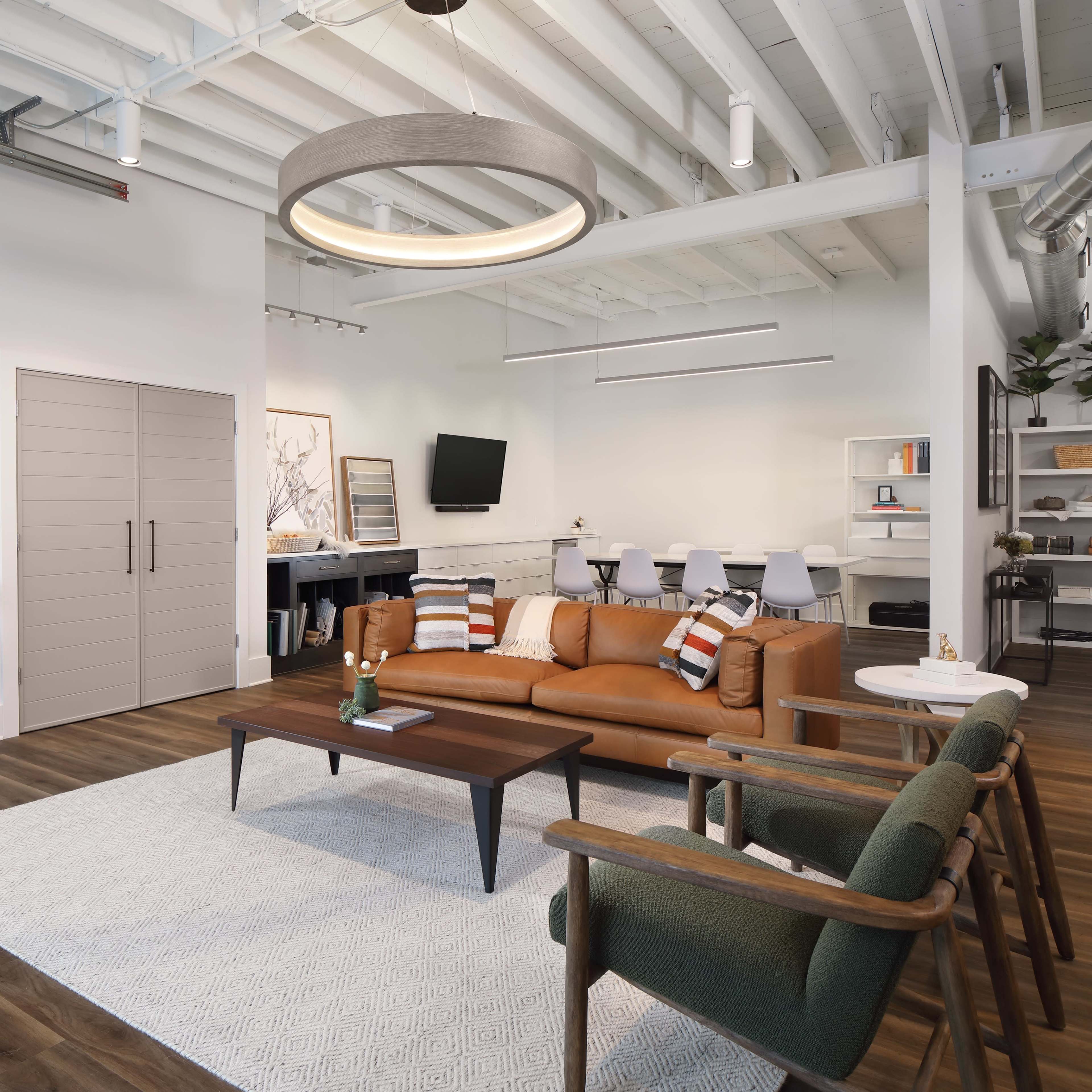 Bright + Modern Creative Studio with Outdoor Space Image in Oconomowoc, Oconomowoc, WI