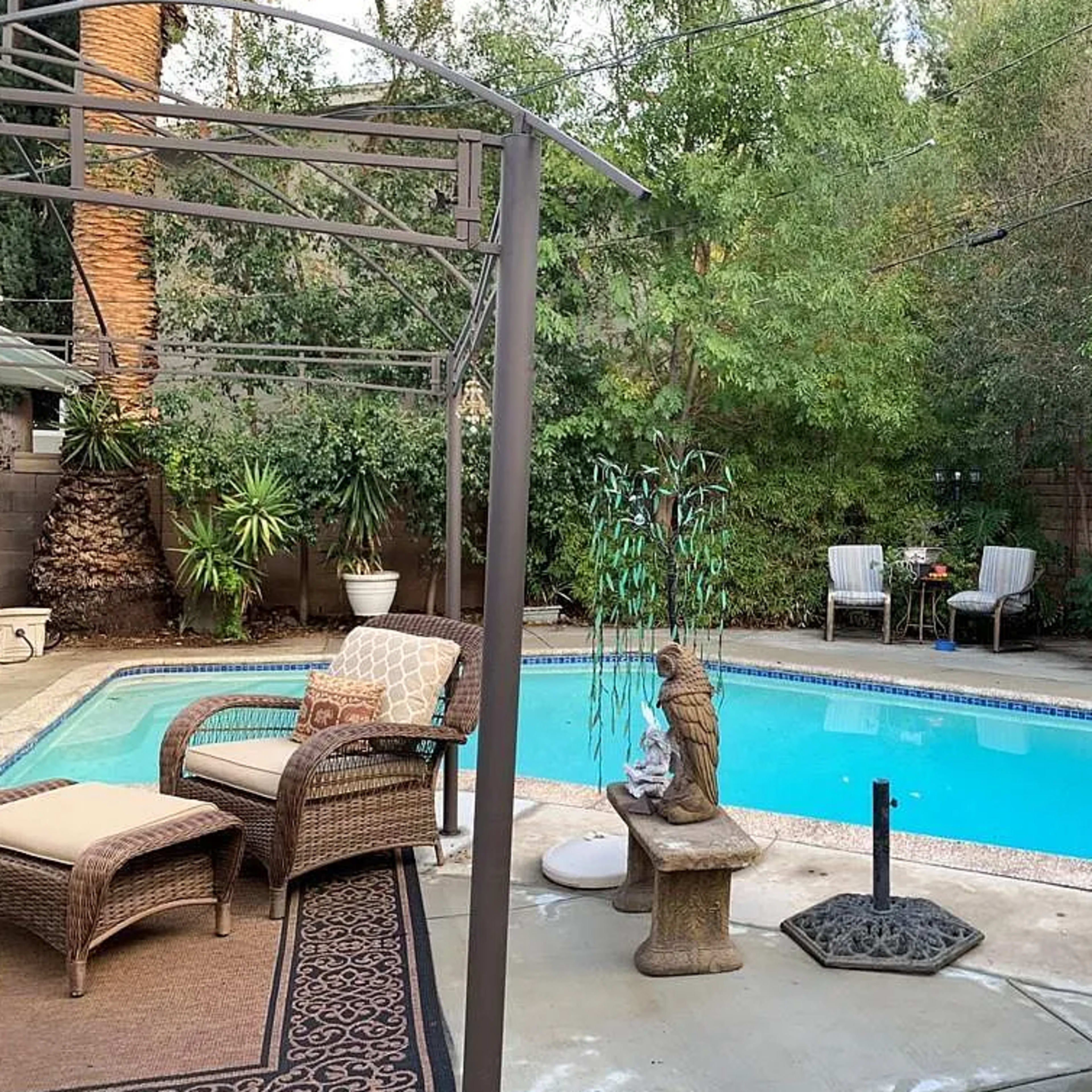 Tarzana oasis House with pool cabana and exquisite bathroom upgrade Image in Tarzana, Los Angeles, CA