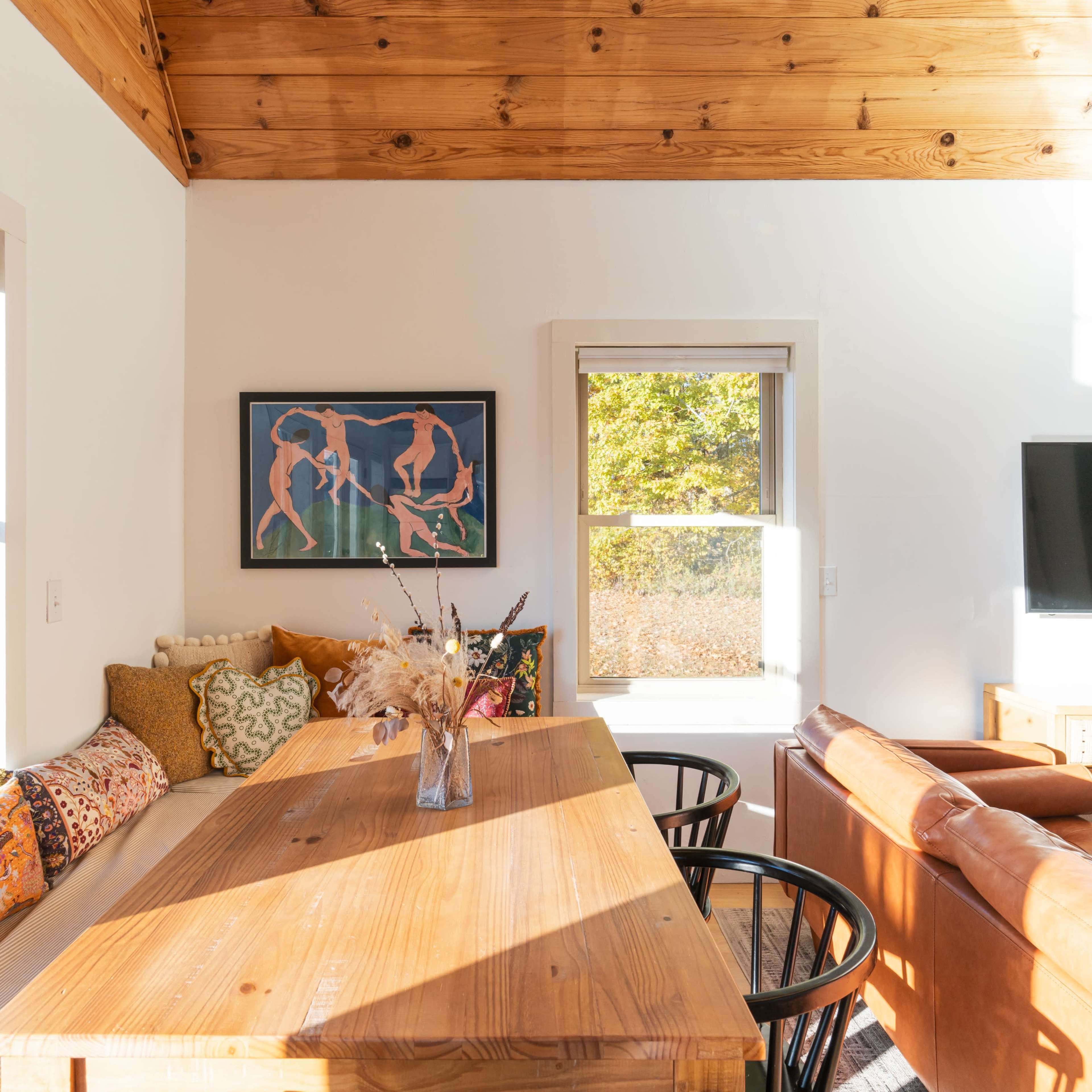 Goldenrod Getaway Image in Bovina, Bovina Center, NY