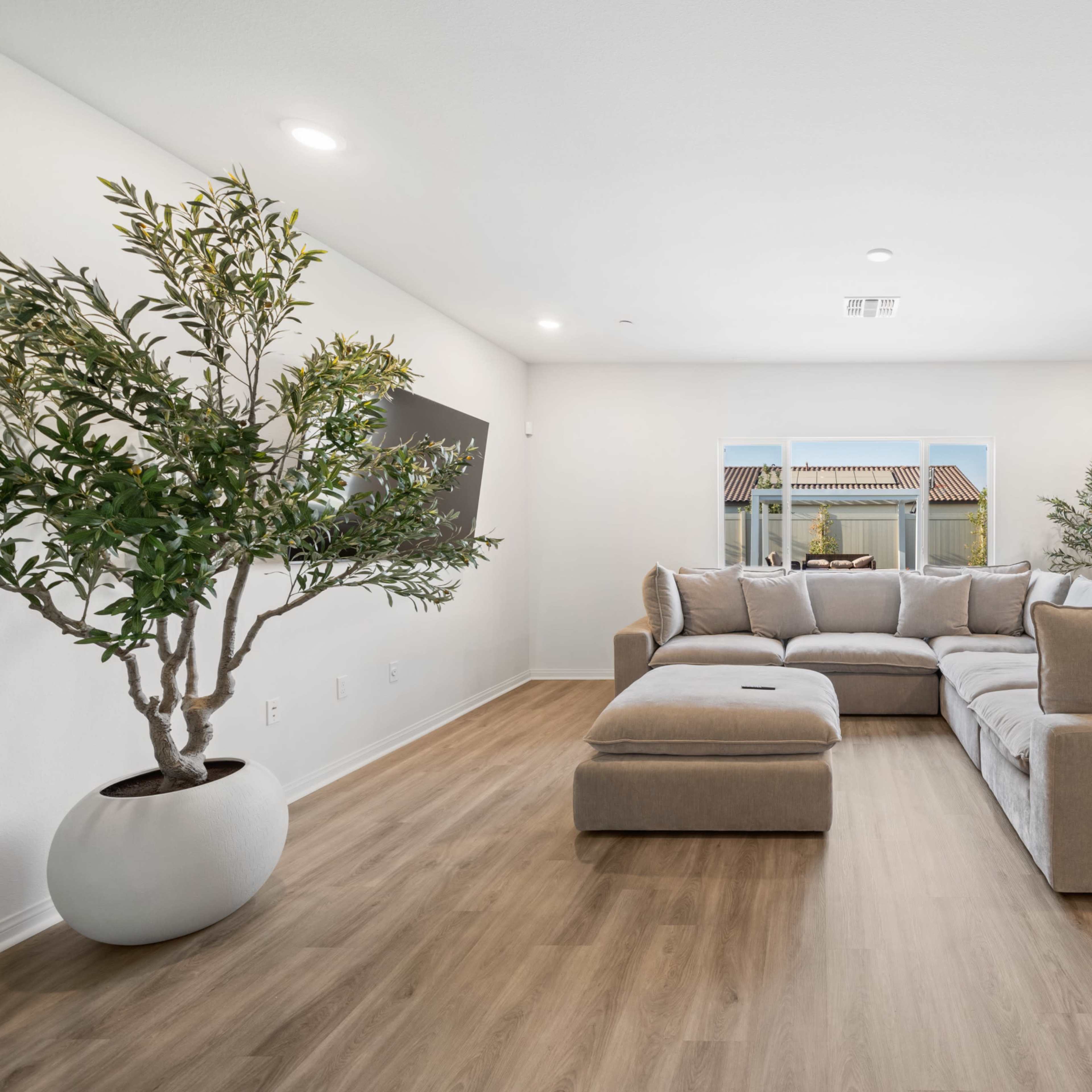 New residential space Image in Park Avenue, Bakersfield, CA