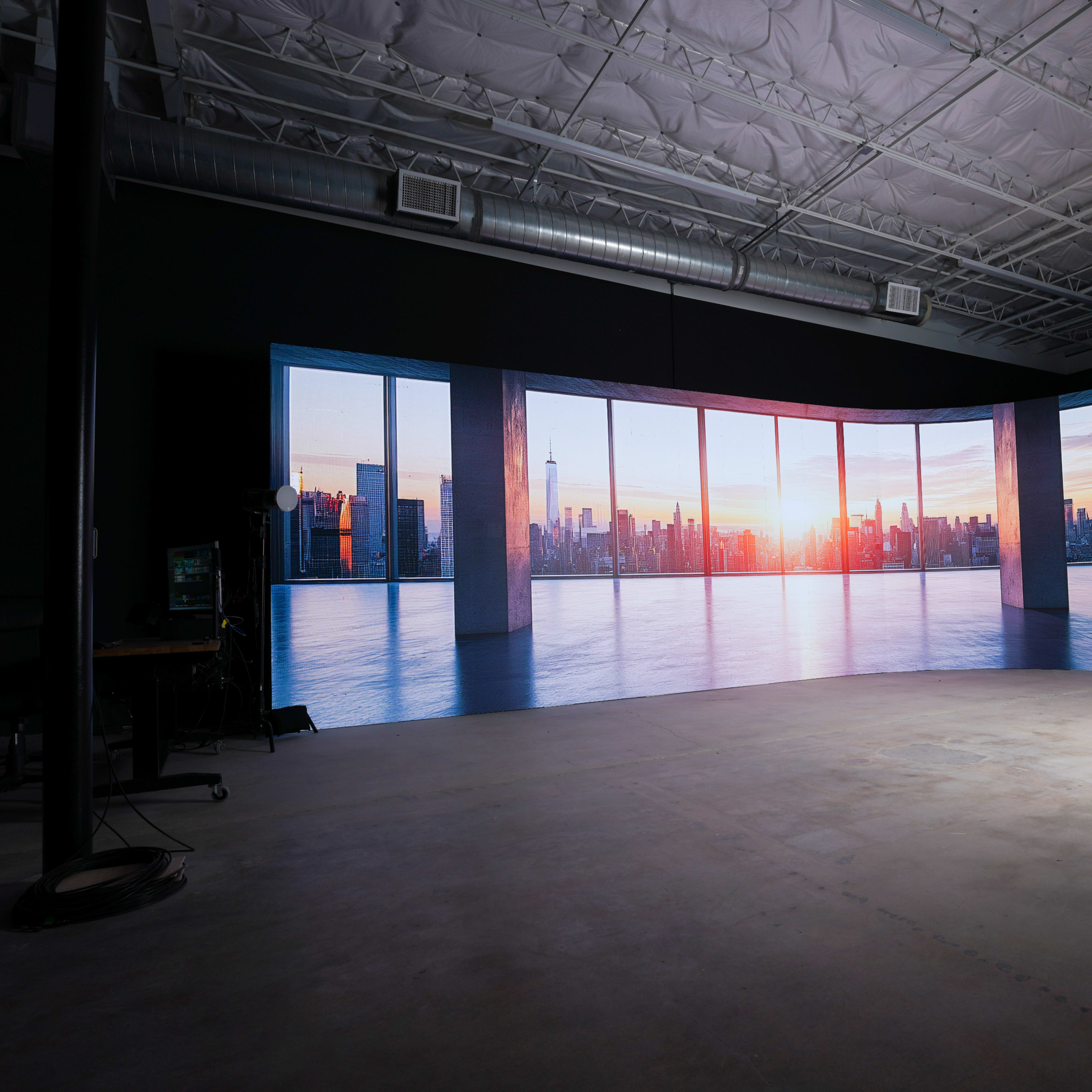 Curved LED Wall Virtual Production Studio Image in Richardson, Richardson, TX
