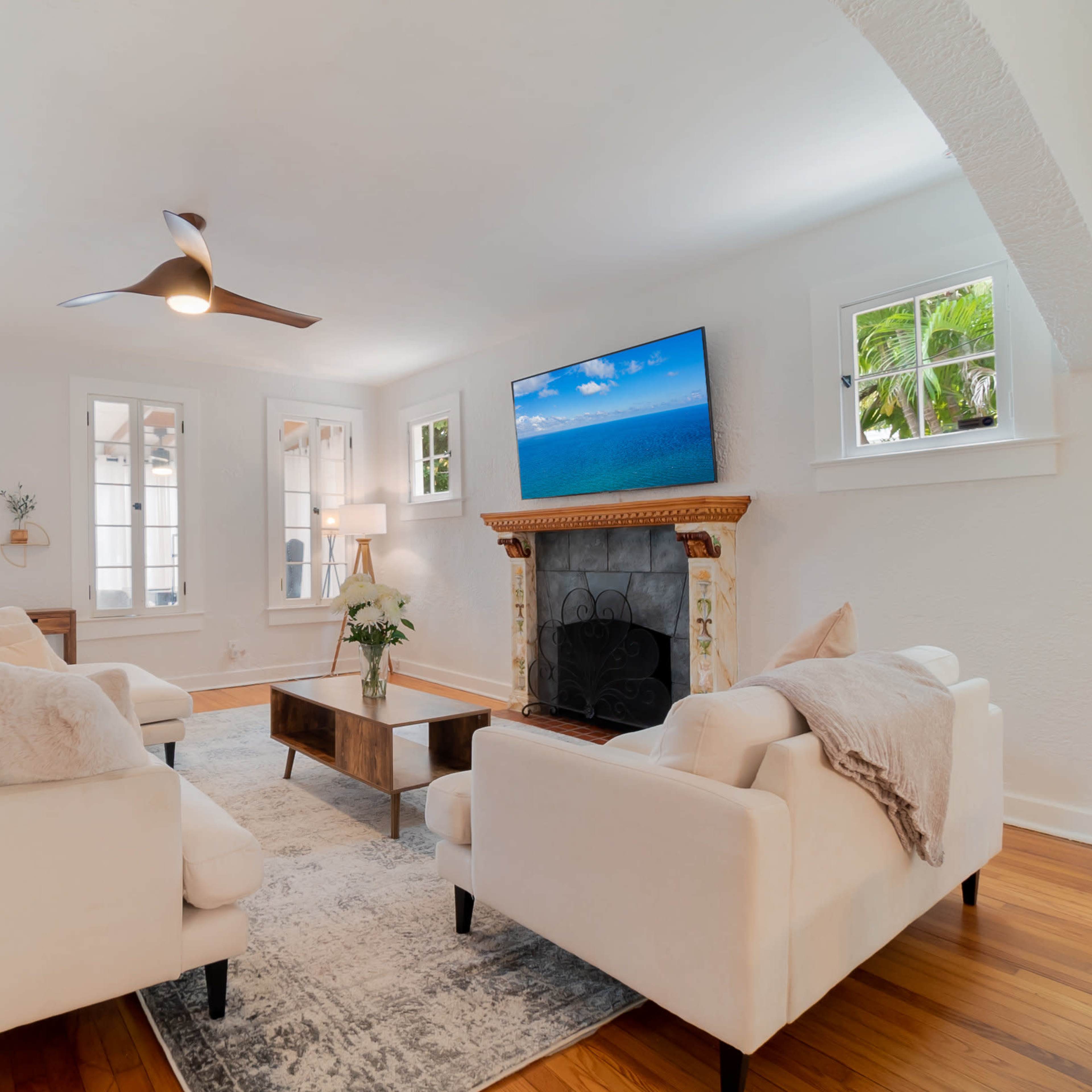 Luxury Homey Space Rentals Image in Southside, West Palm Beach, FL