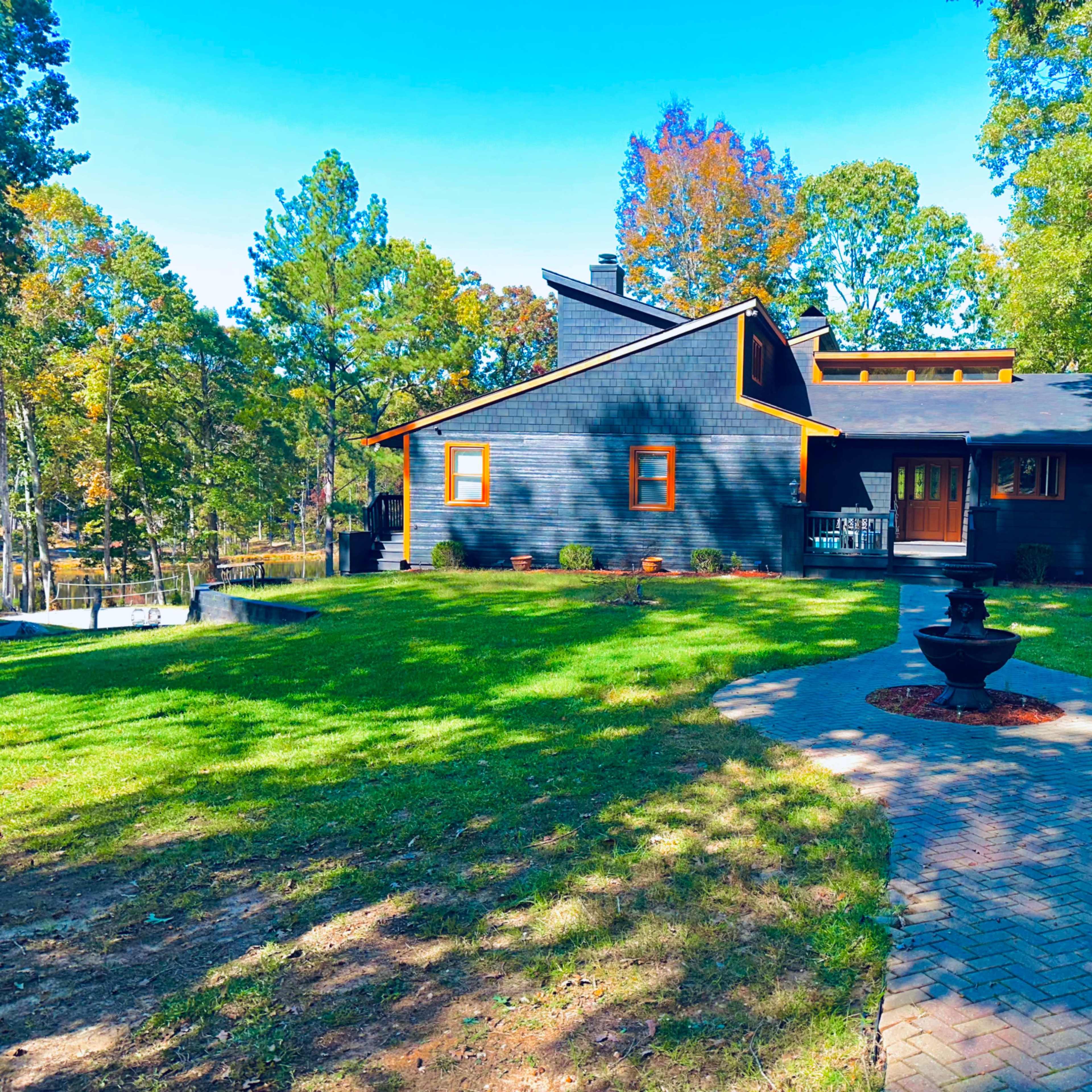 Cabin at Lake Demo Image in Cliftondale, Atlanta, GA