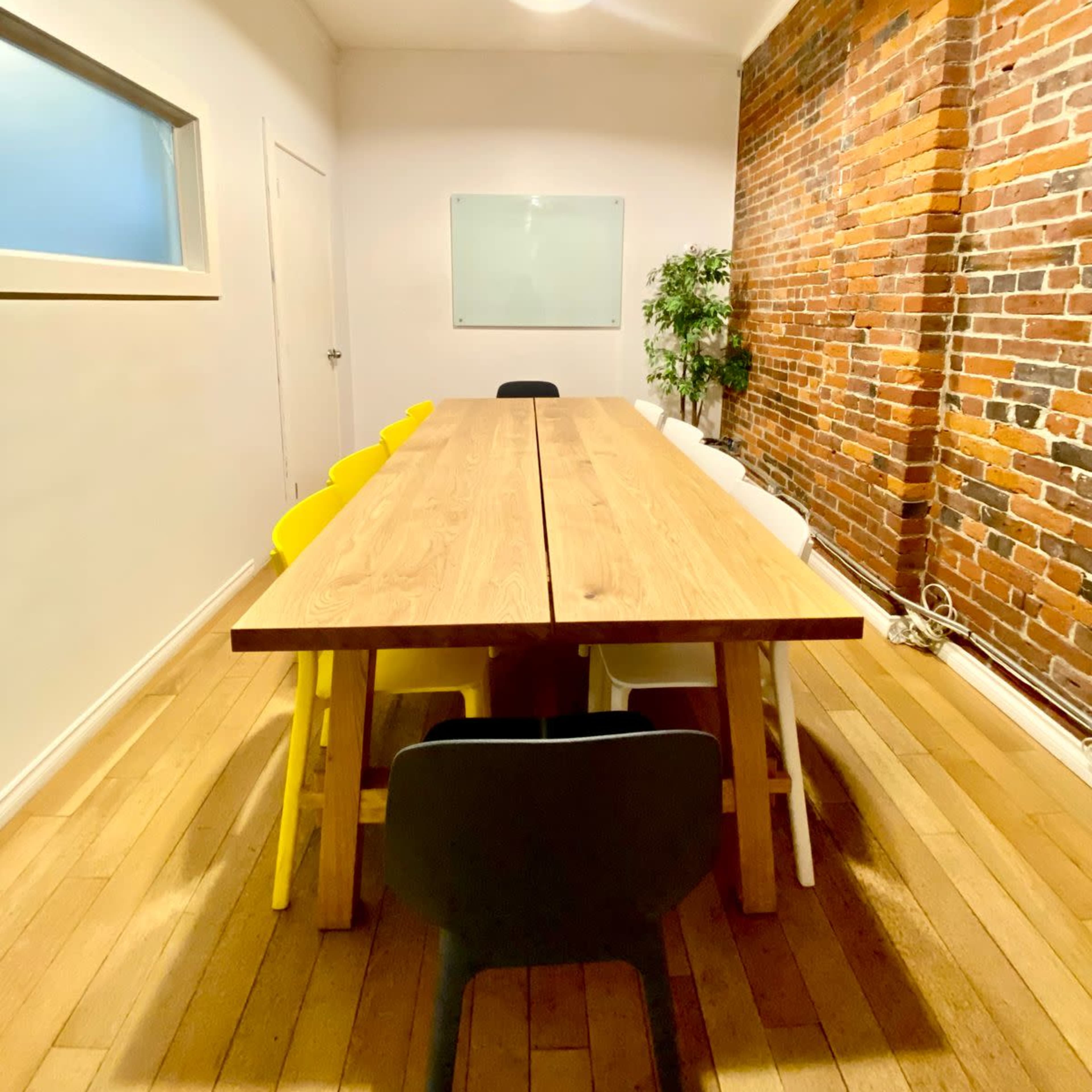 Large Meeting Room Plus Image in Downtown Vancouver, Vancouver, BC