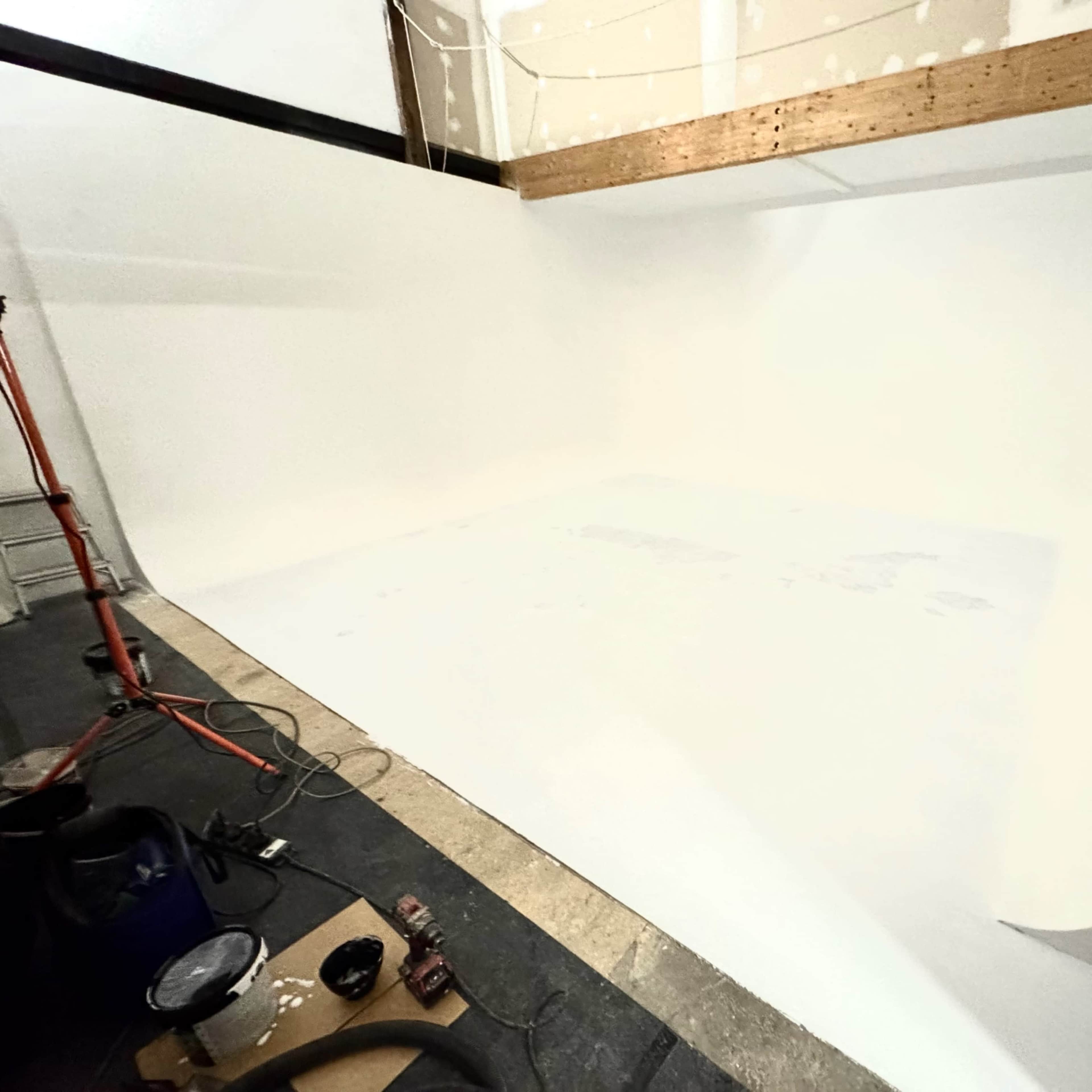 Studio photo vidéo cyclorama + atelier dans les yvelines Image dans , Méré, Île-de-France