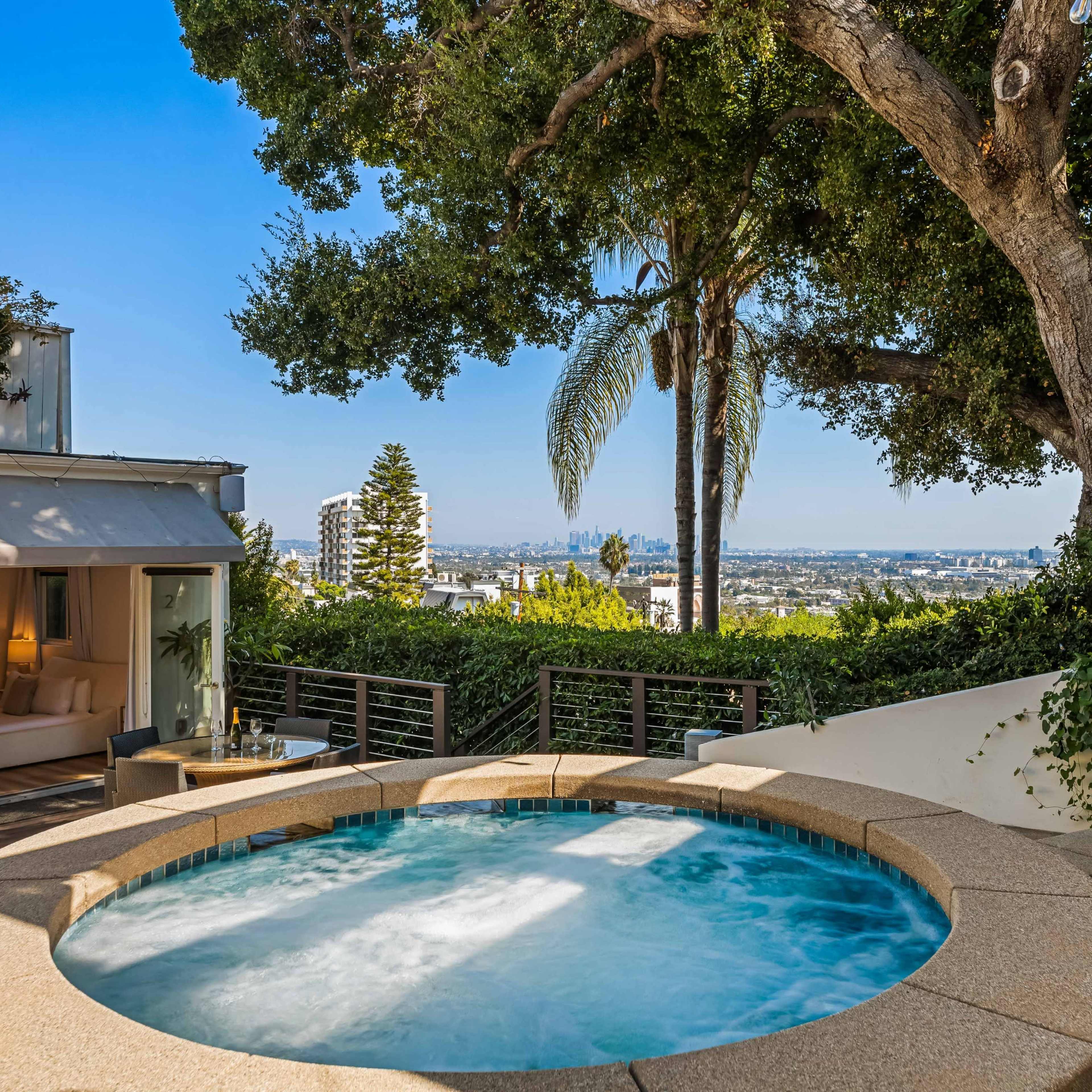 West Hollywood Hills Hot Tub and Beautiful View Image in Central LA, Los Angeles, CA