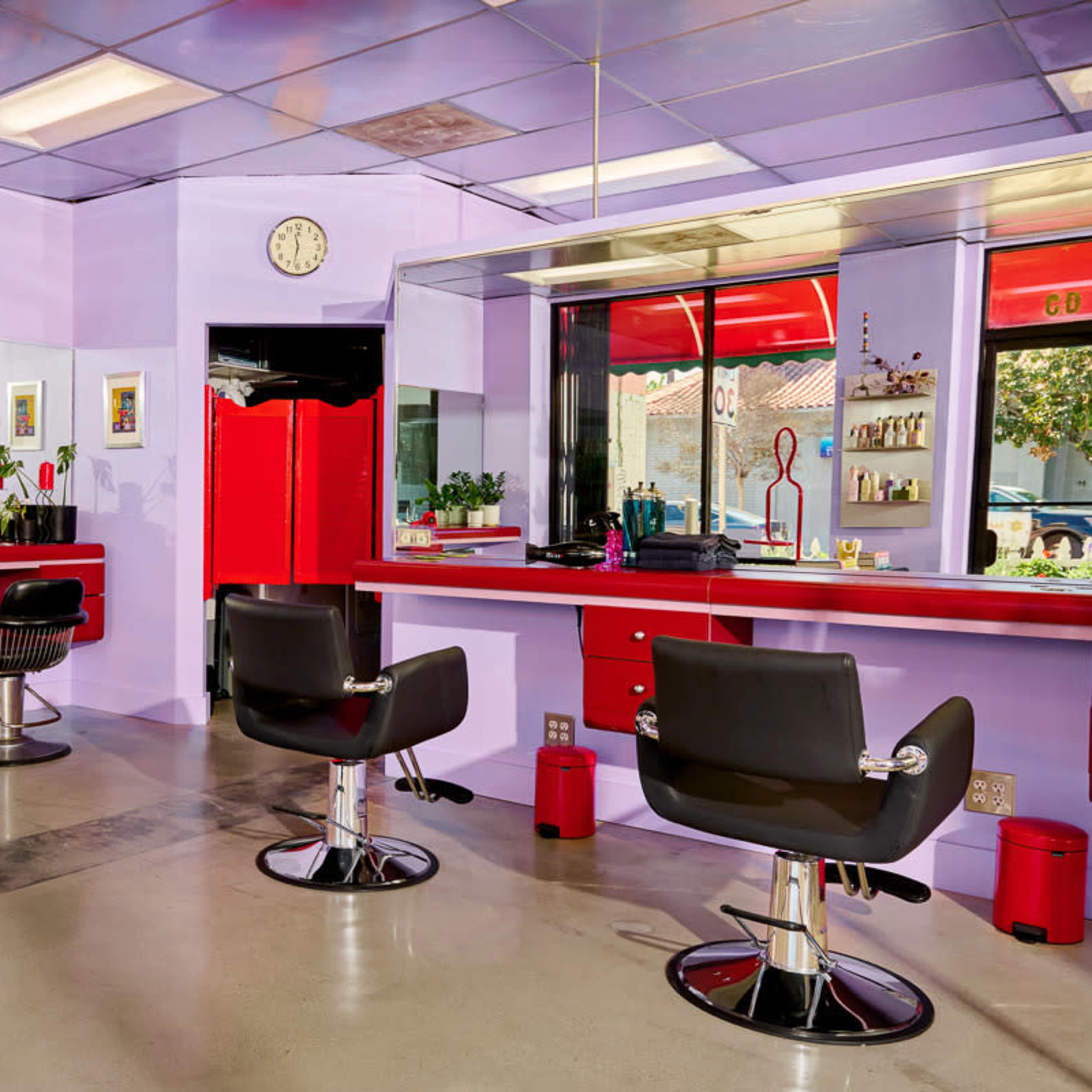 Peach Fuzz Salon Image in Central LA, Los Angeles, CA