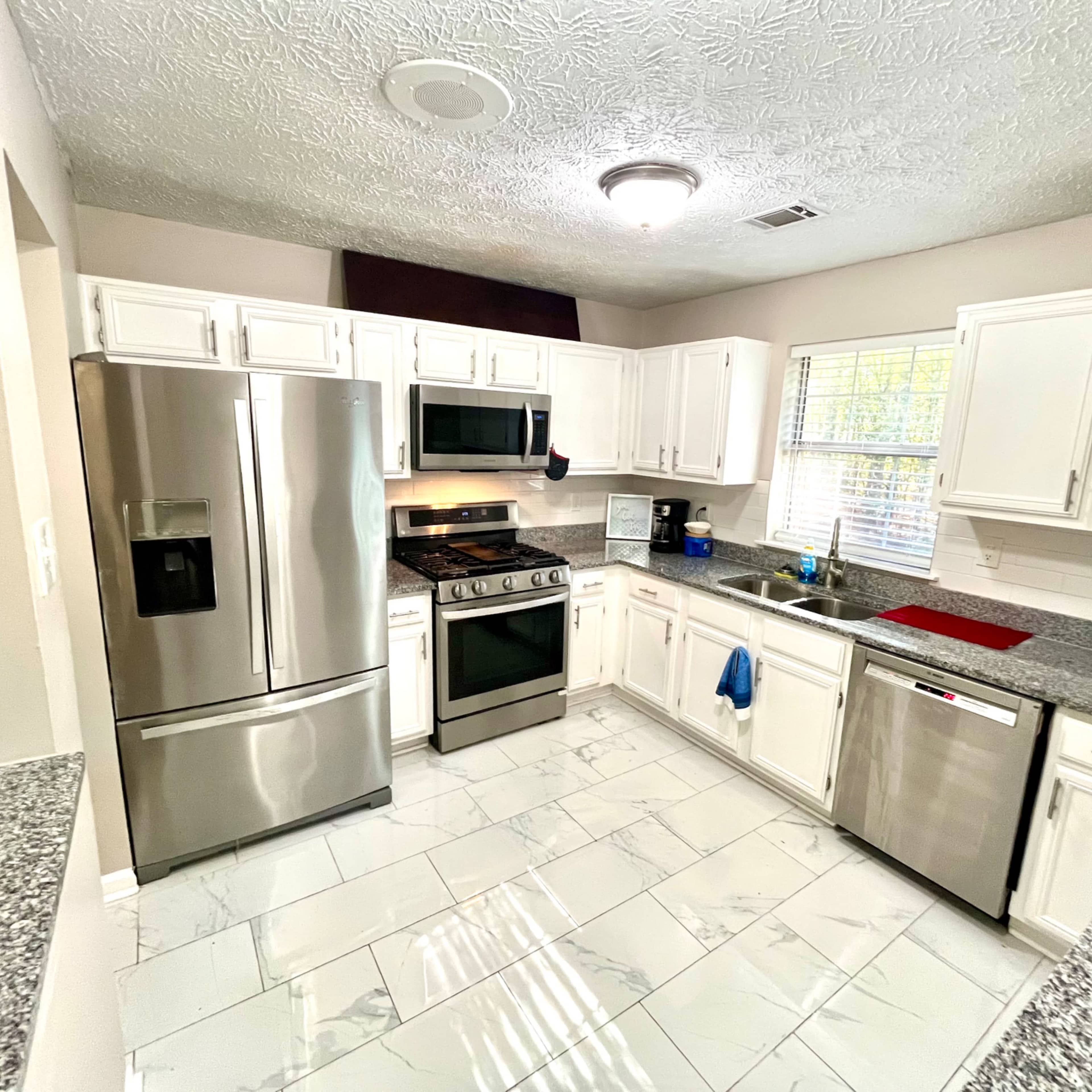 Kitchen for Productions Near Atlanta Airport Image in South Fulton, Atlanta, GA