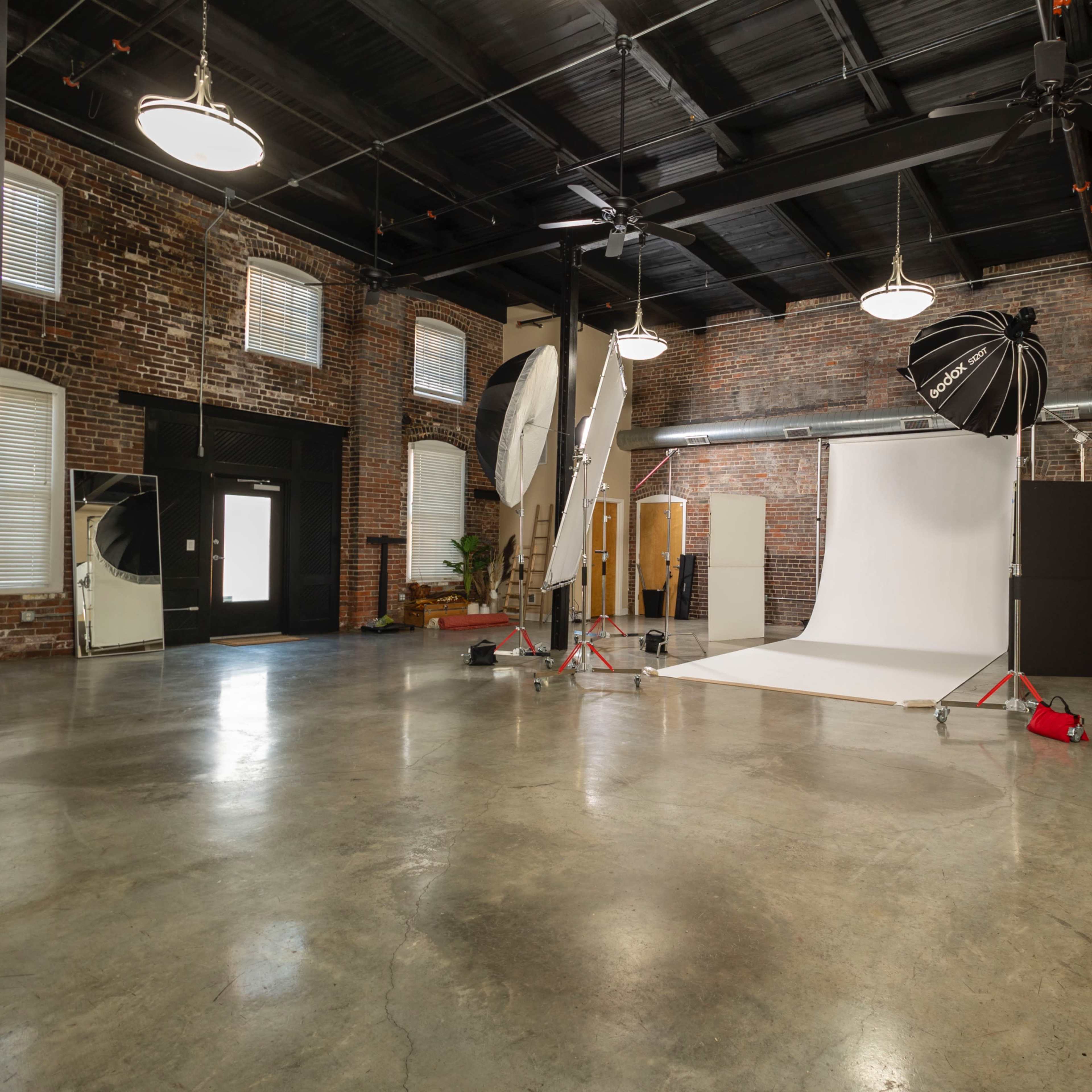 SET3 Studios Image in Near Westside, Indianapolis, IN