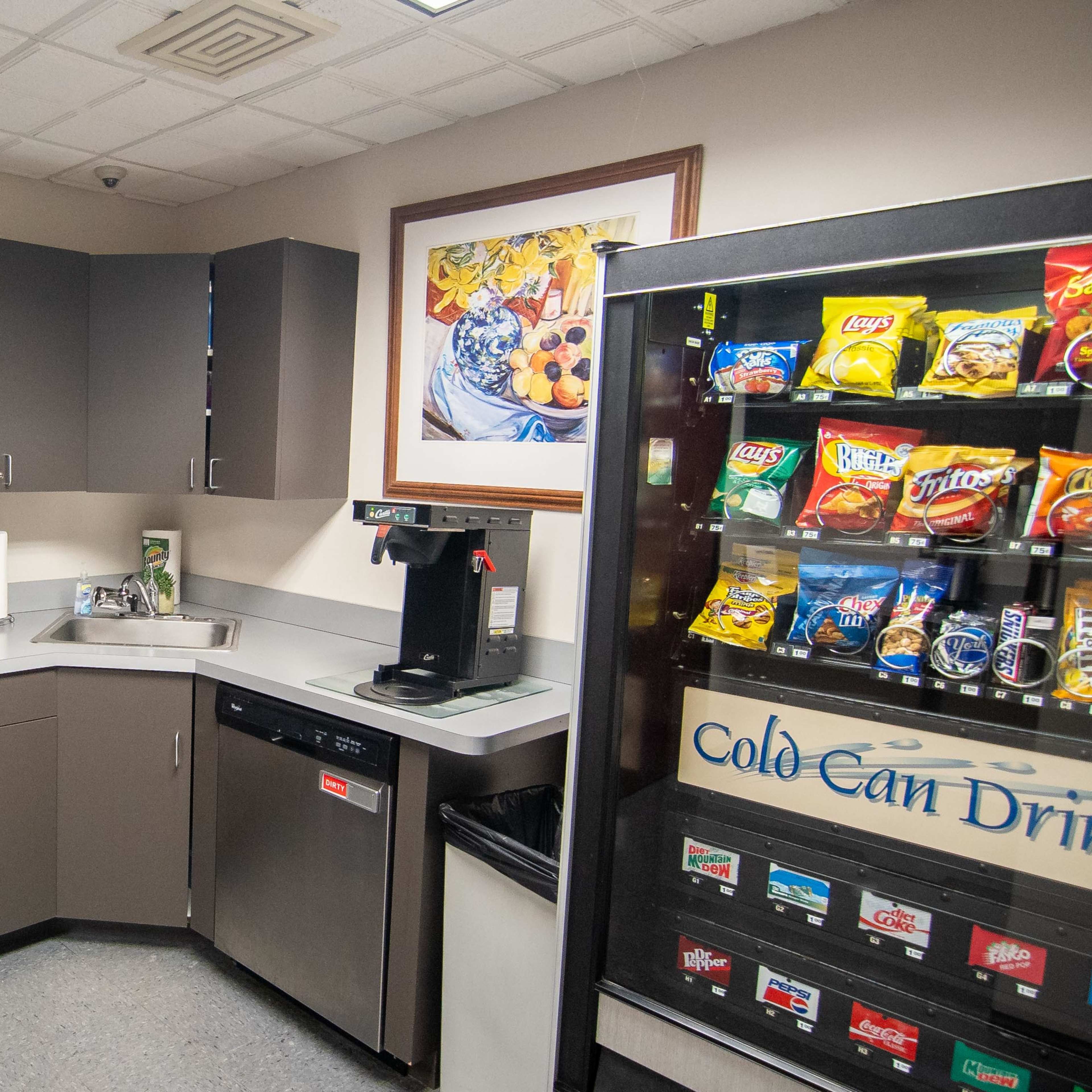 Secluded Meeting Space for 6 in Livonia w/ TV Image in Livonia, Livonia, MI