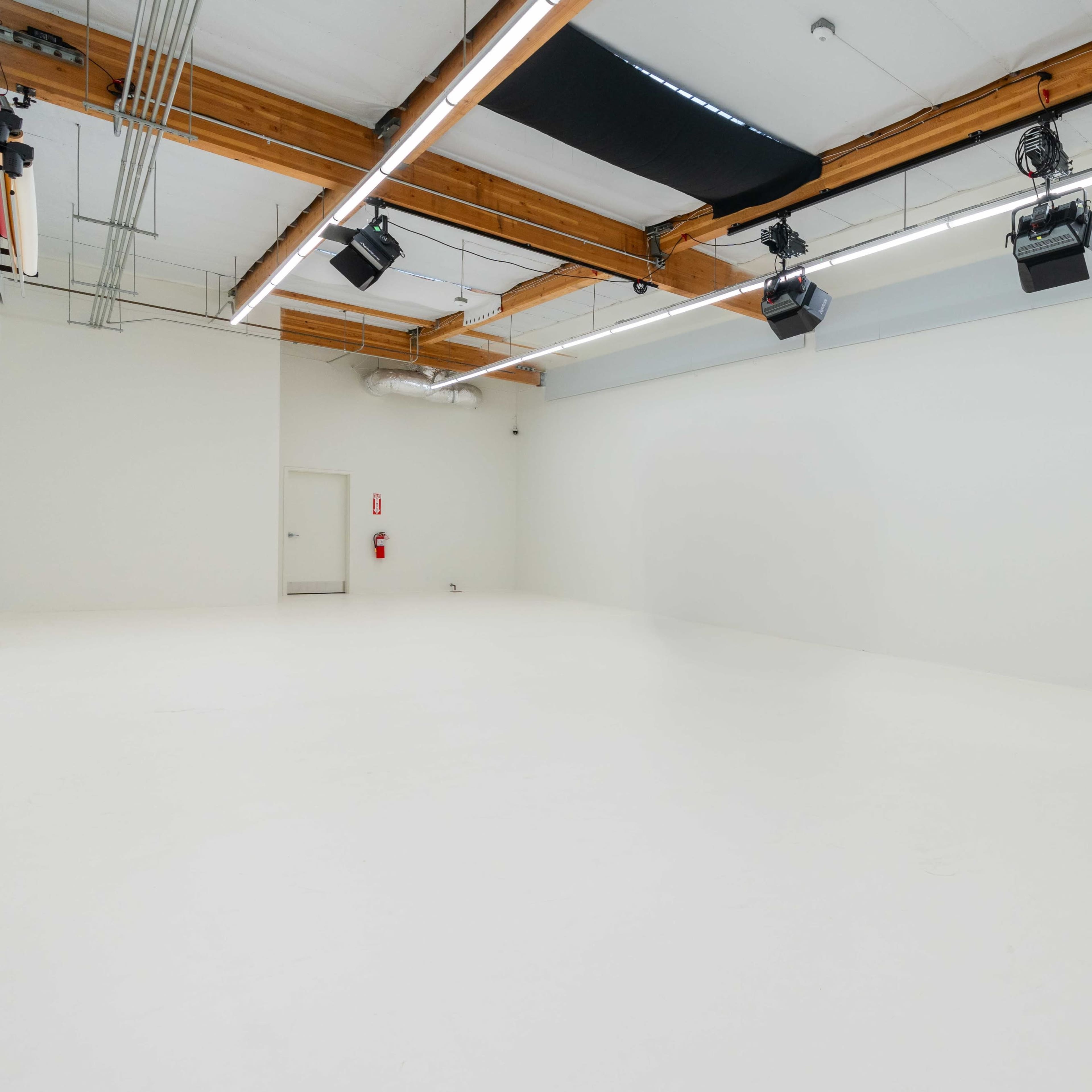 All White Flex Event Space in Anaheim Image in Platinum Triangle, Anaheim, CA