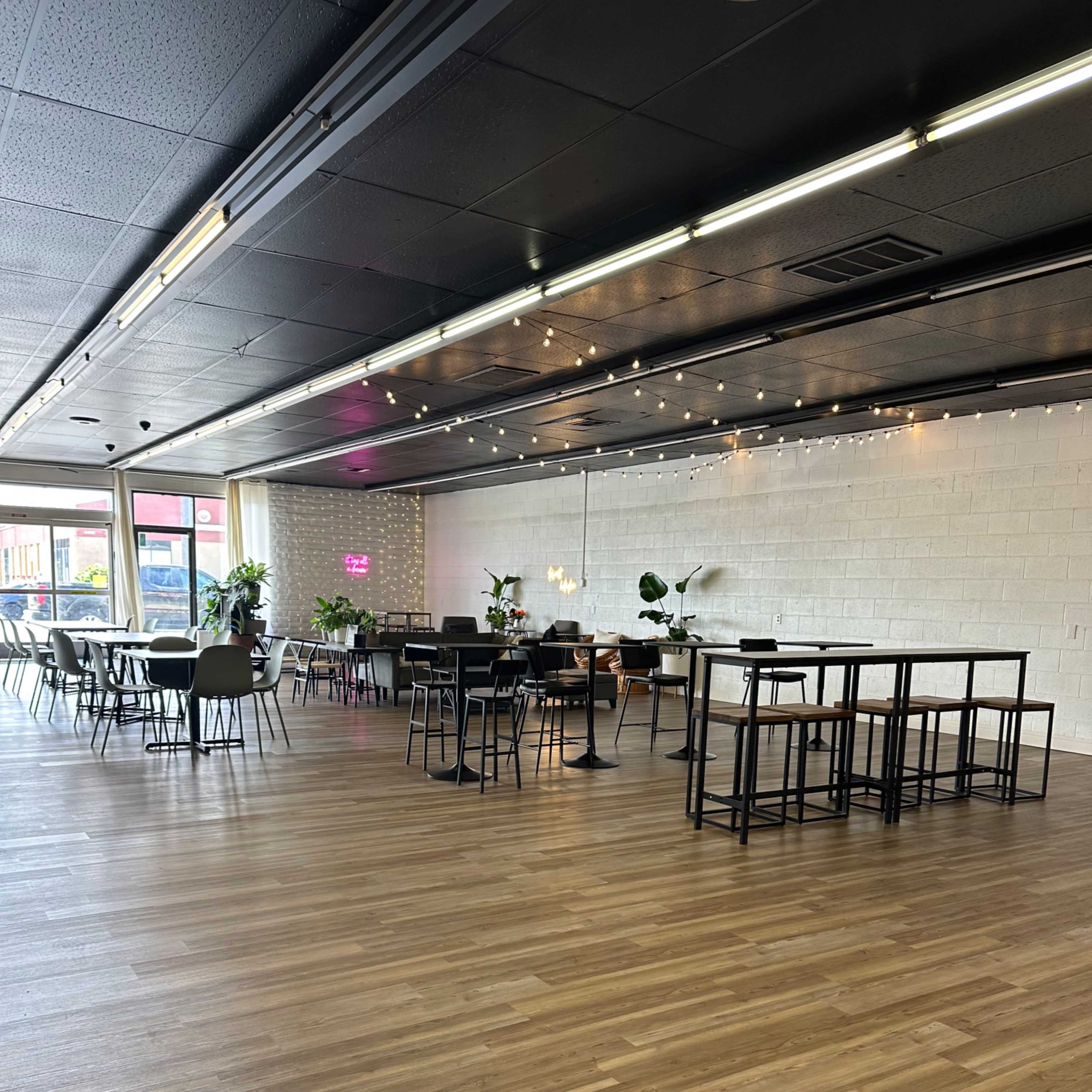 Vault Café Image in Woodbine, Sacramento, CA