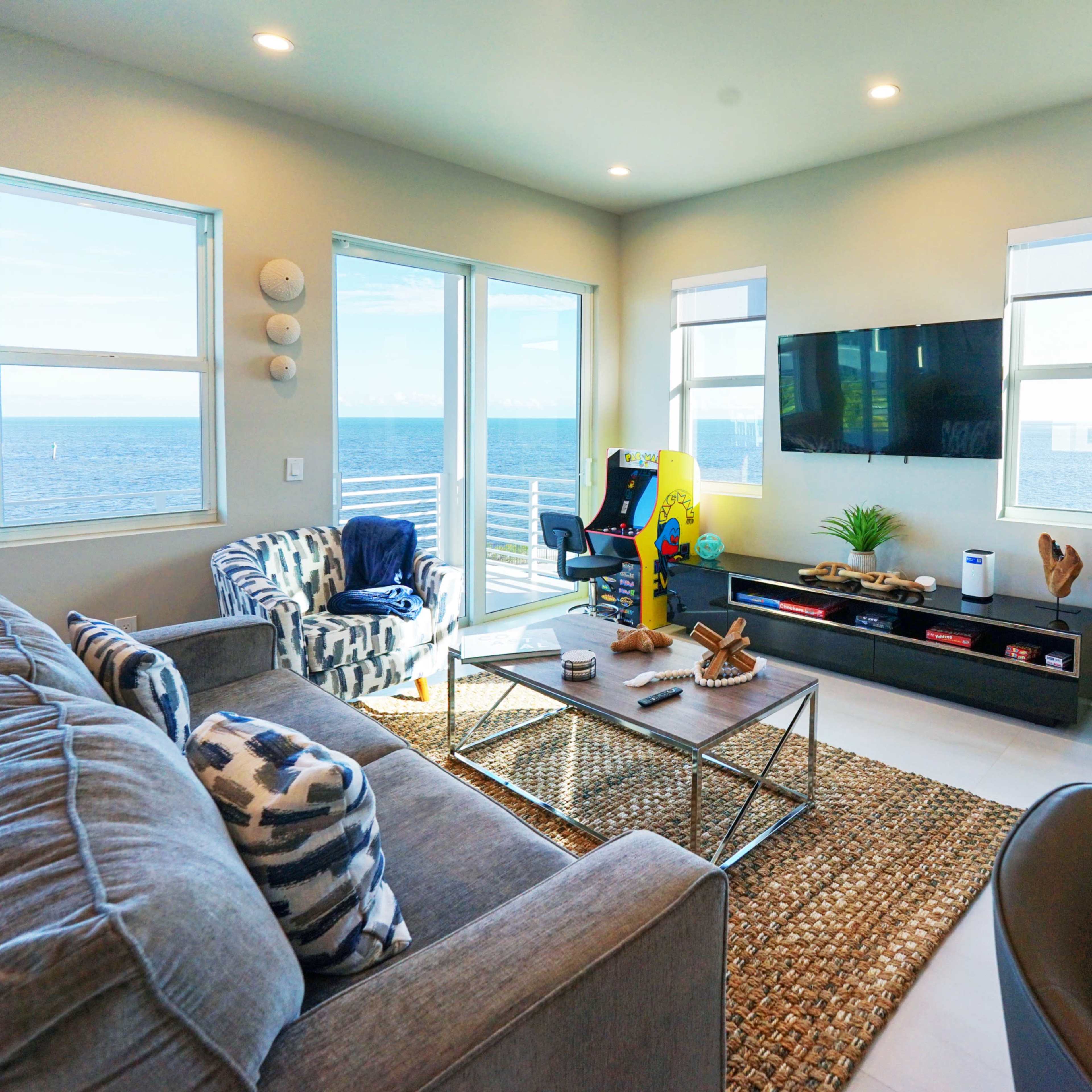 Newly Built Waterfront Paradise with Pool & Ocean Views! Image in Key Largo, Key Largo, FL
