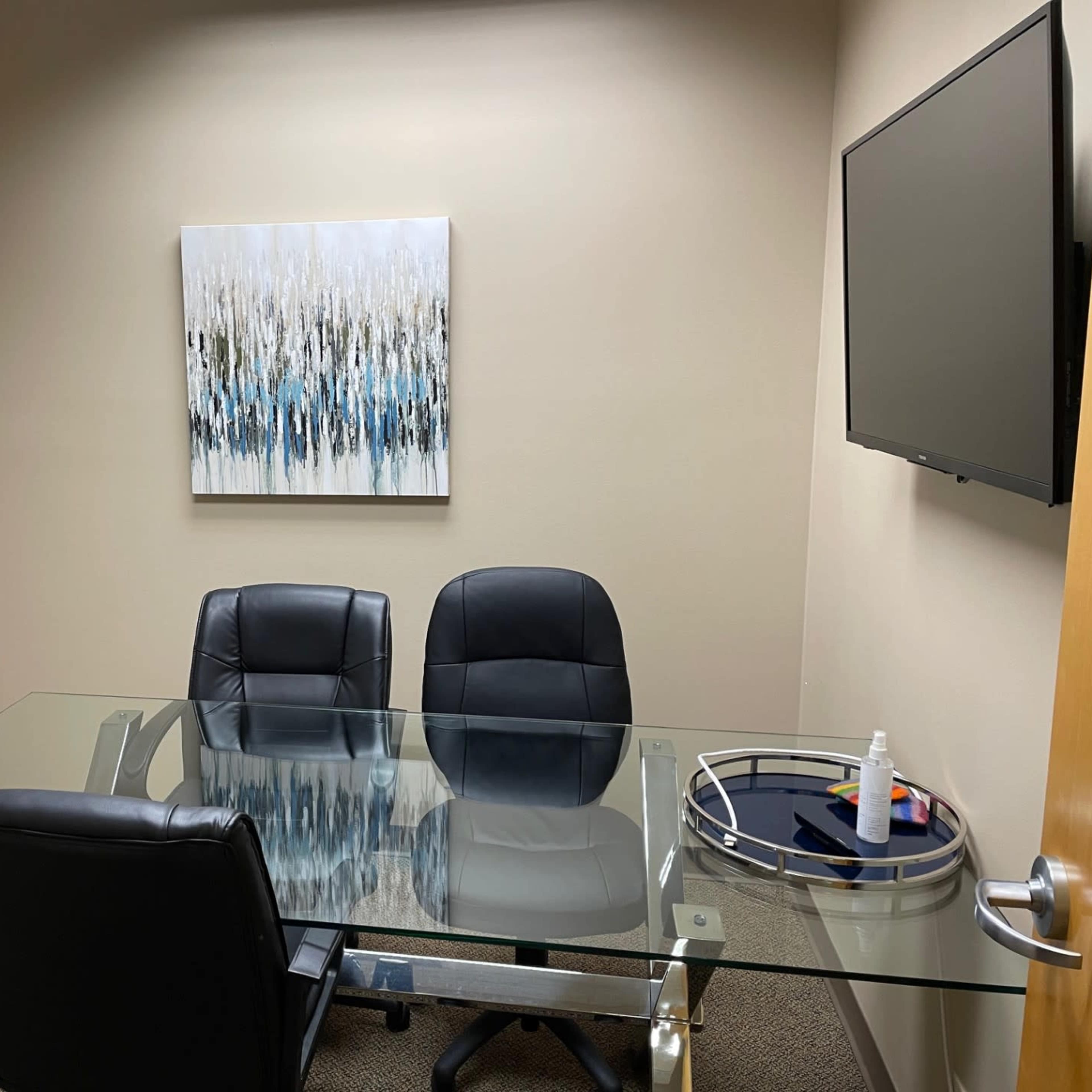 Convenient West St. Louis County Conference Room Image in Chesterfield Township, Chesterfield, MO