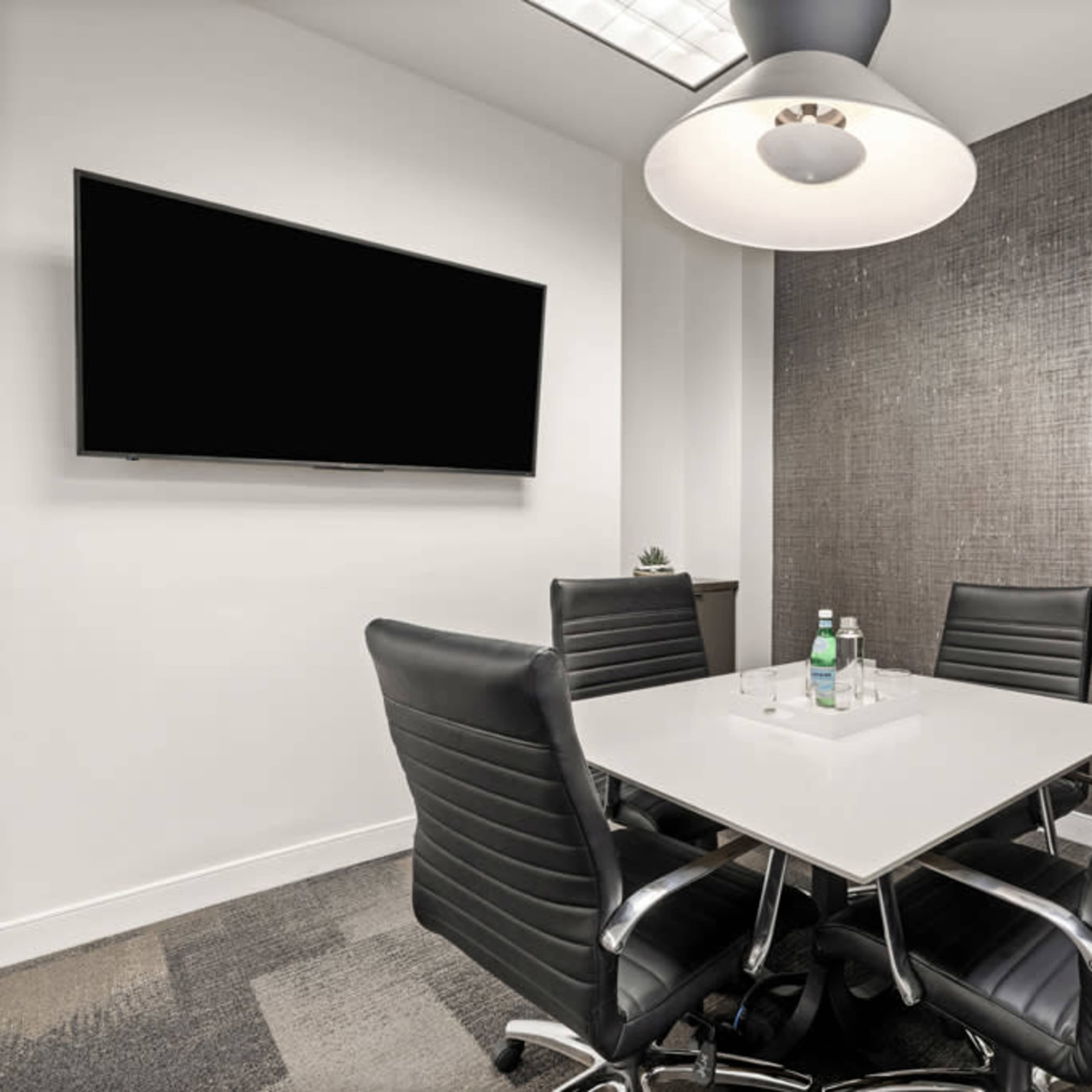4-Person, Newly Remodeled Meeting Room Image in Oak View, Huntington Beach, CA