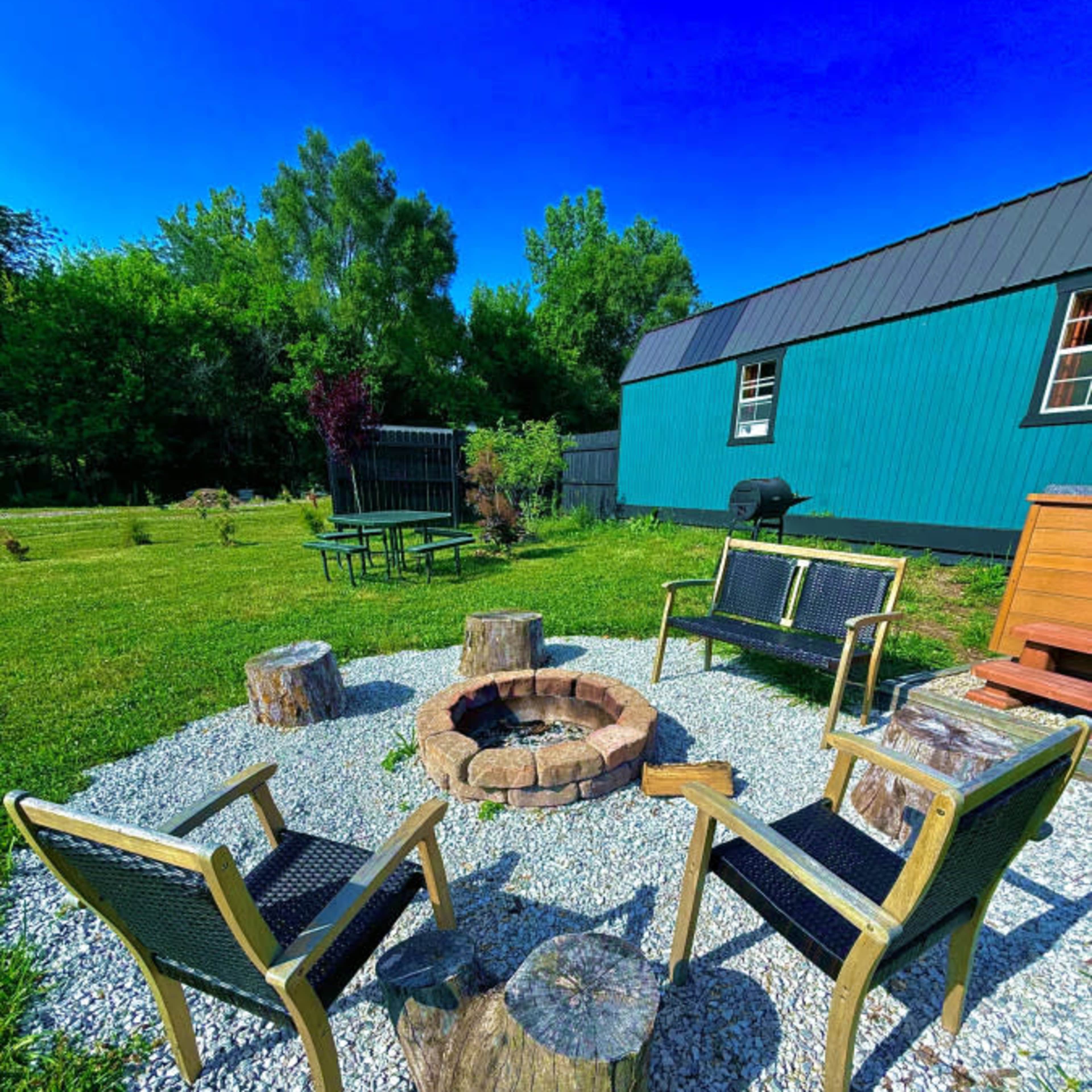 Tiny Cabin Farm Stay Image in Decatur, Indianapolis, IN