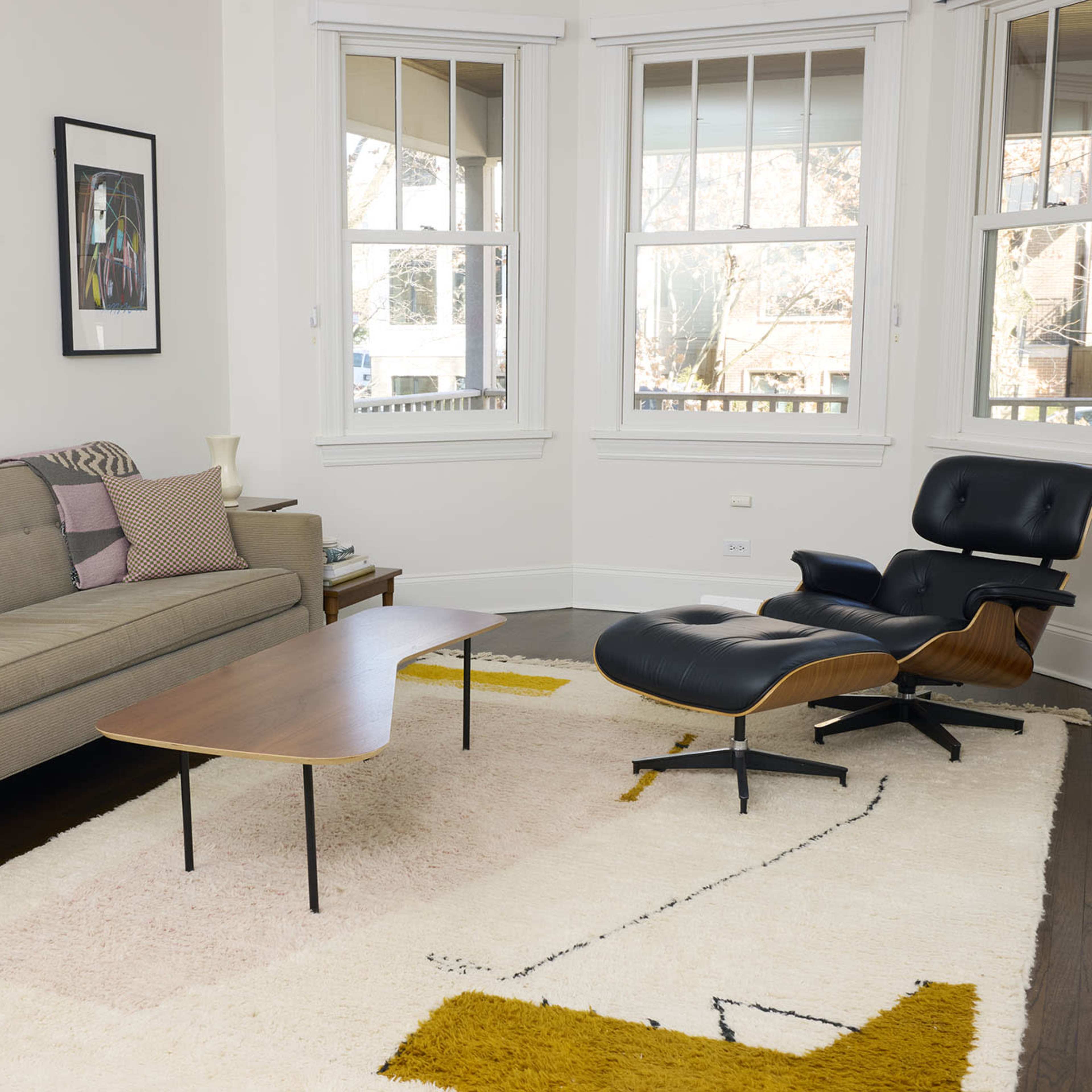Mid Century Modern style in a traditional home. Image in Lake View, Chicago, IL
