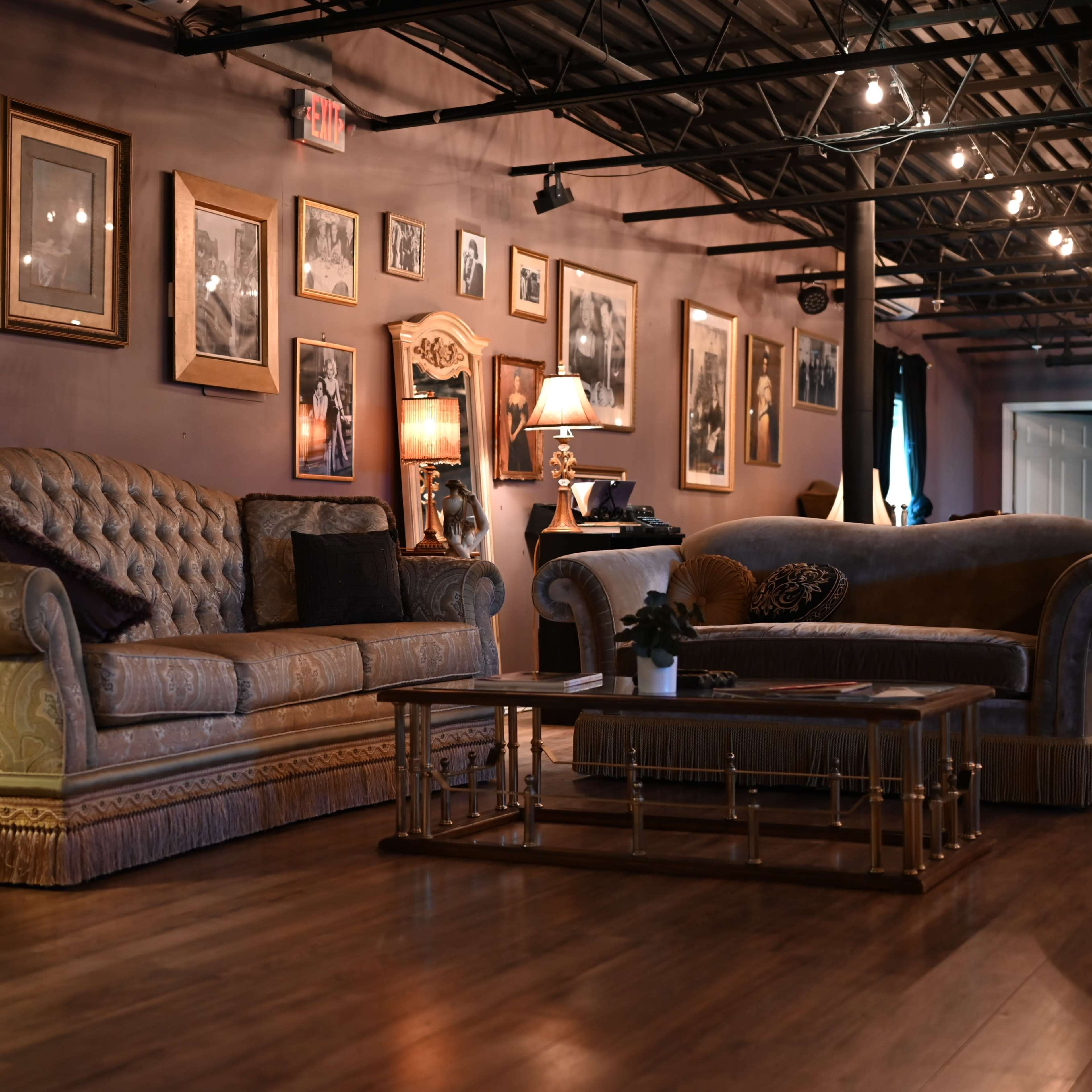 Old New York historical themed studio in an industrial area steps from the LIRR Image in Hempstead, Oceanside, NY