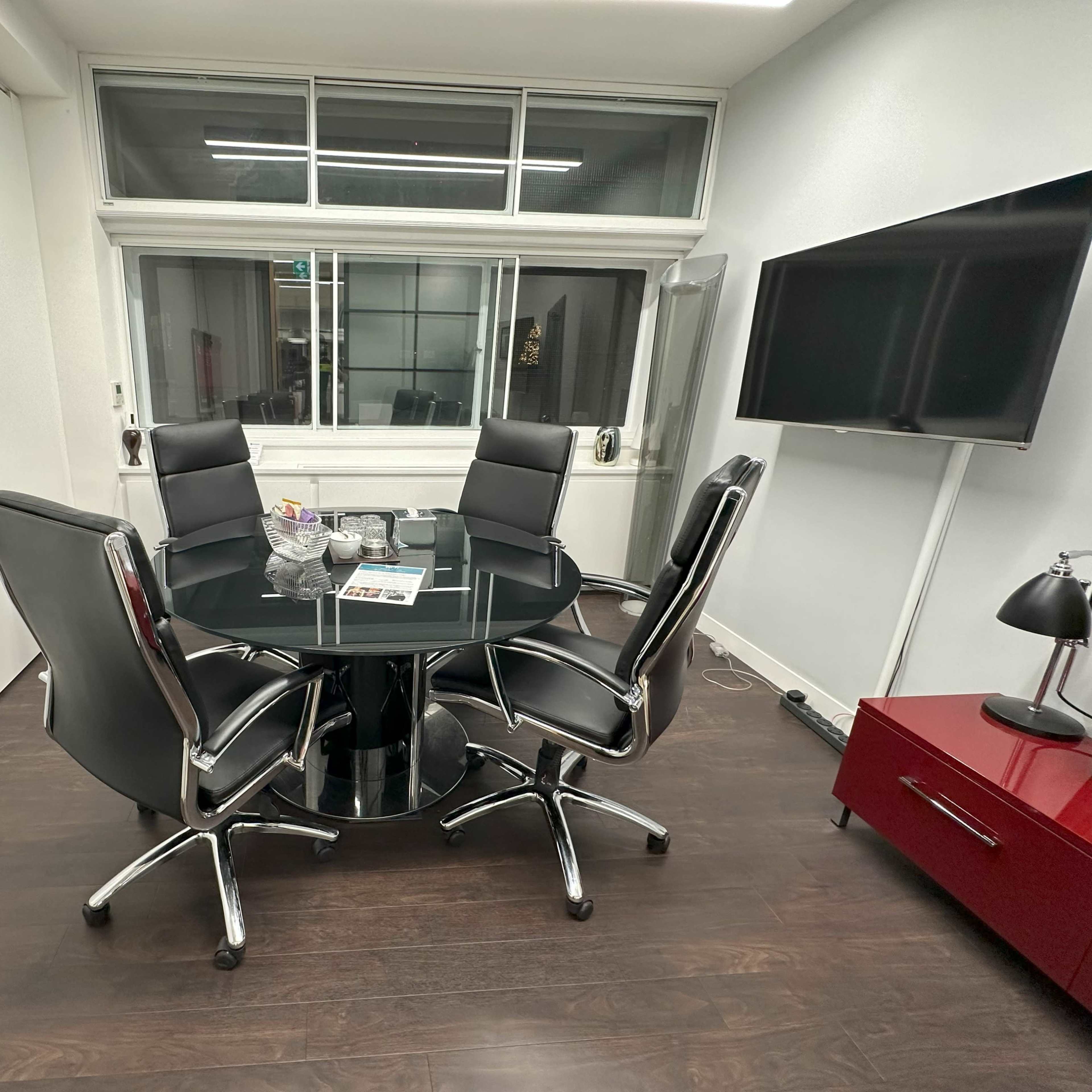 Premium meeting room in the heart of Mayfair Image in Mayfair, London, England