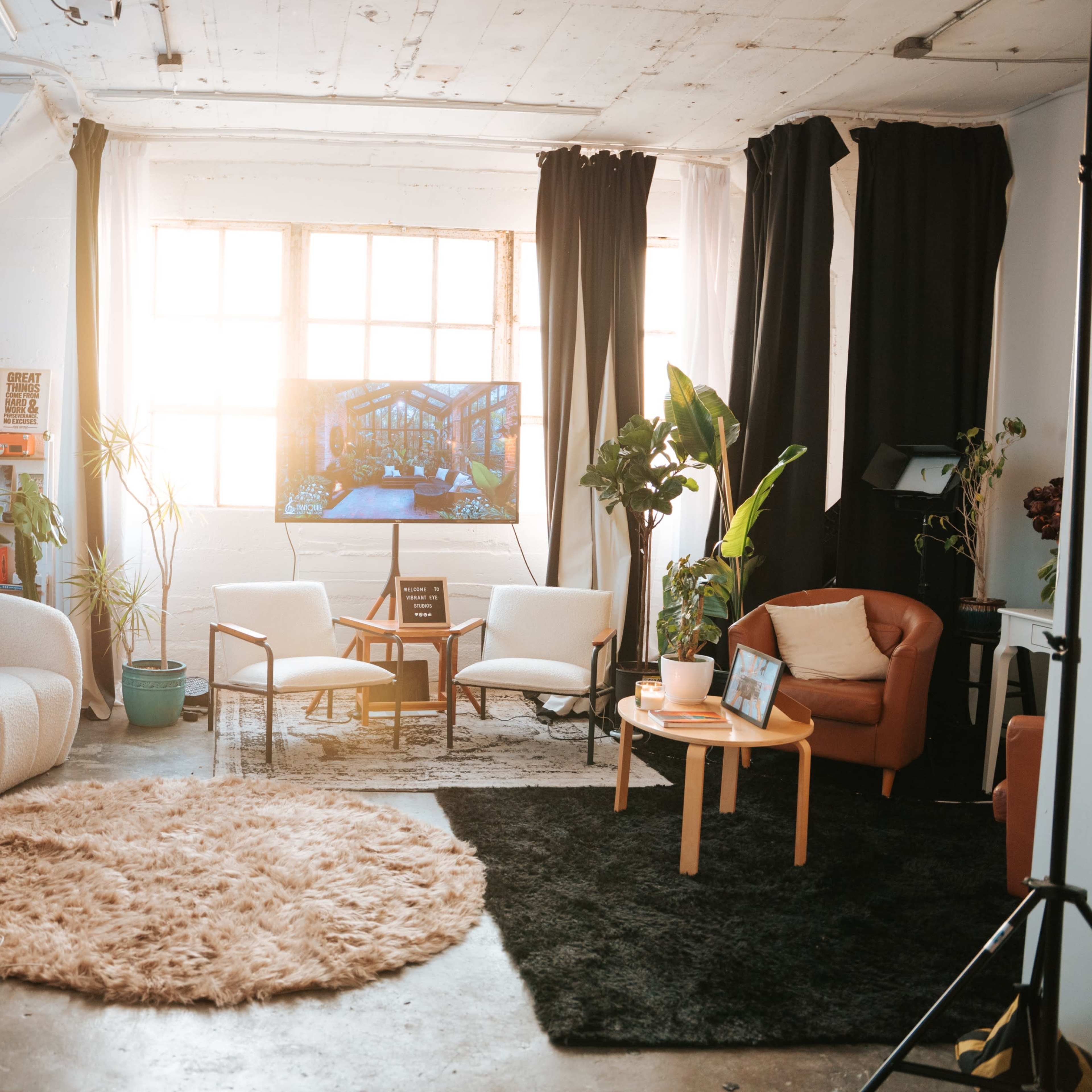 Vibrant Eye Studios Image in South Los Angeles, Los Angeles, CA